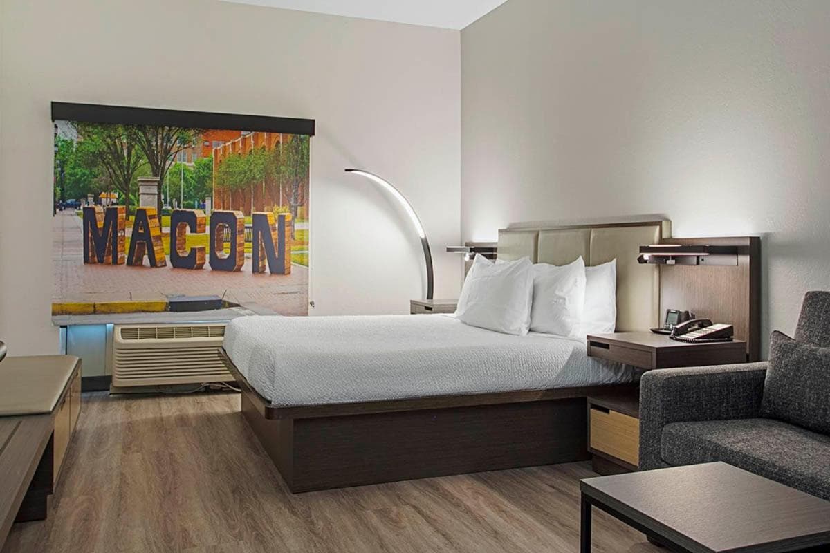 Wingate by Wyndham Macon I-75 gallery photo in Macon, GA — image 8