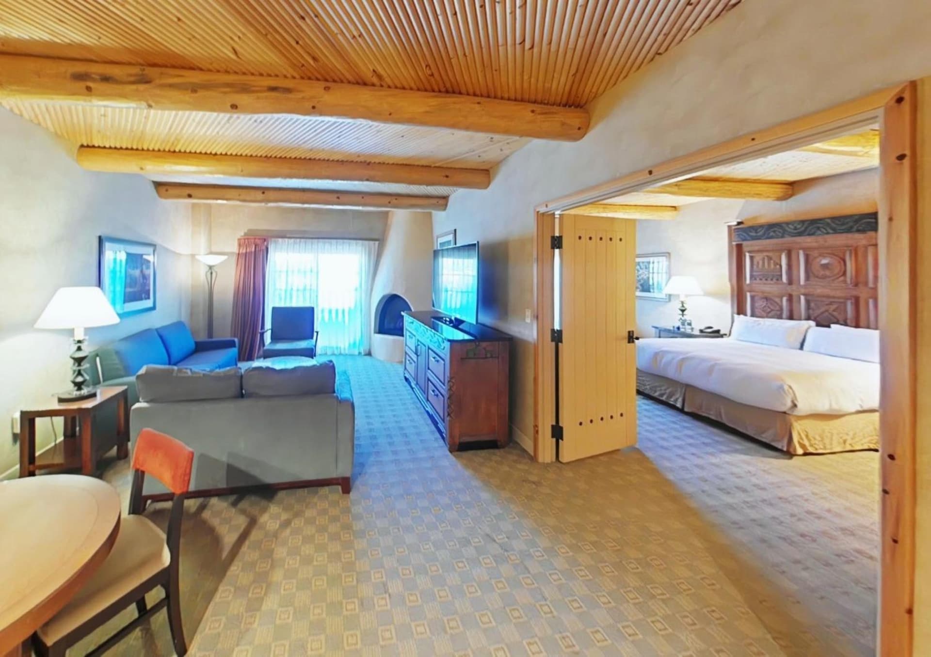 Hilton Santa Fe Buffalo Thunder interior in Santa Fe, NM — gallery photo 2