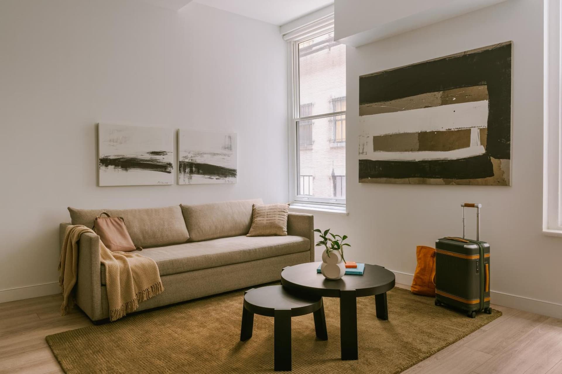 Sonder The Witherspoon interior in Philadelphia, PA — gallery photo 2