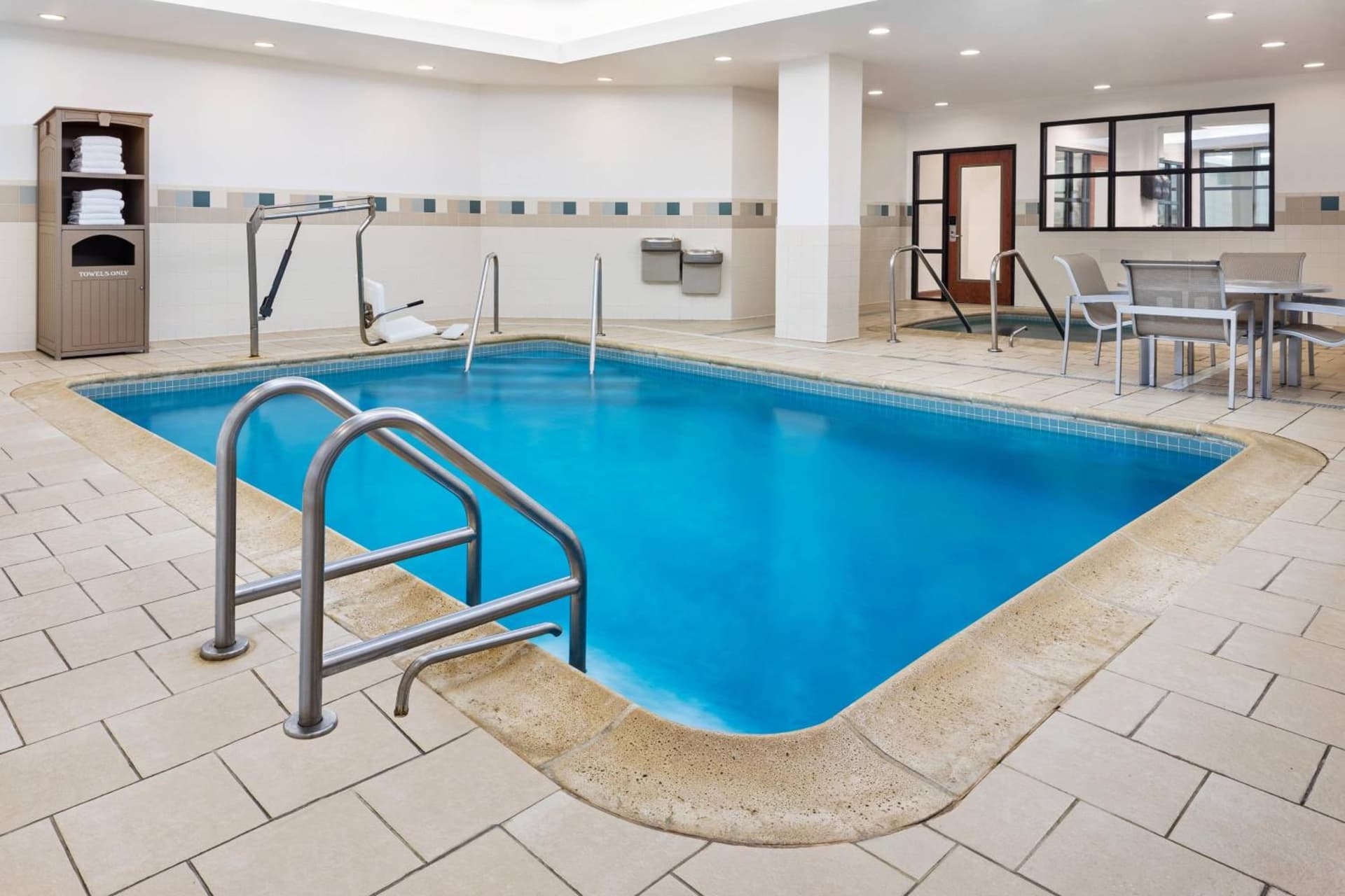 Courtyard by Marriott Stamford Downtown gallery photo in Stamford, CT — image 25
