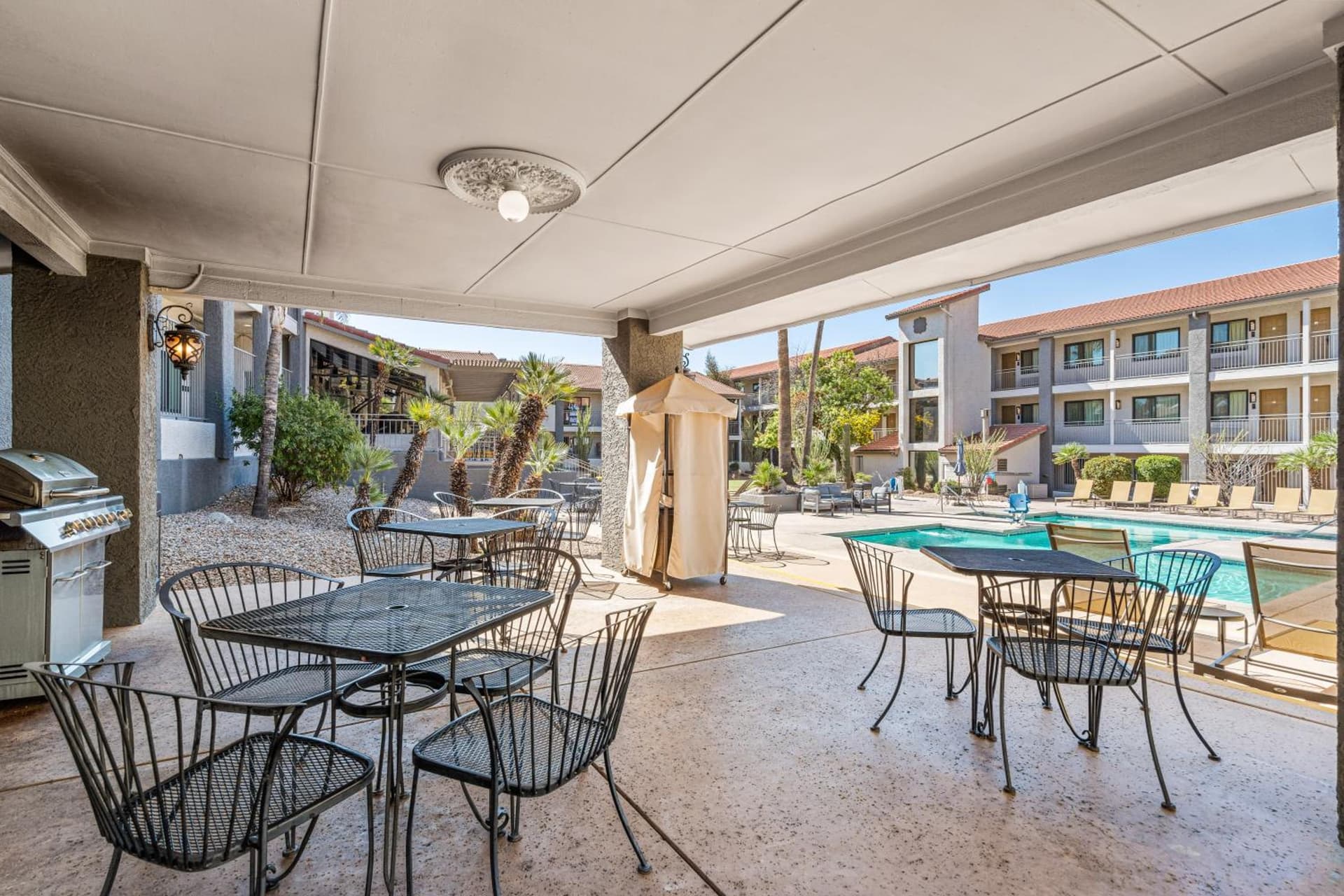 3 Palms Tucson North Foothills interior in Tucson, AZ — gallery photo 2