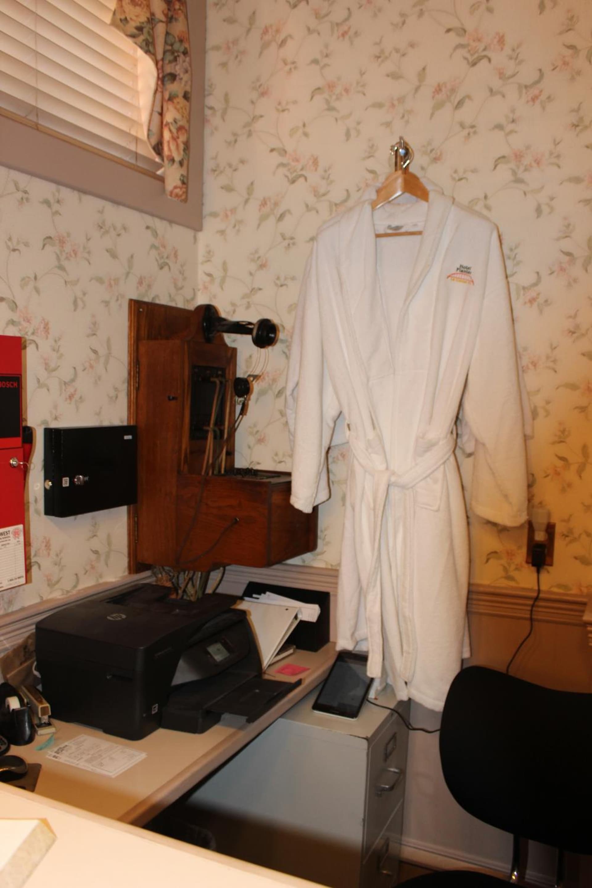 Hotel Planter gallery photo in La Conner, WA — image 81