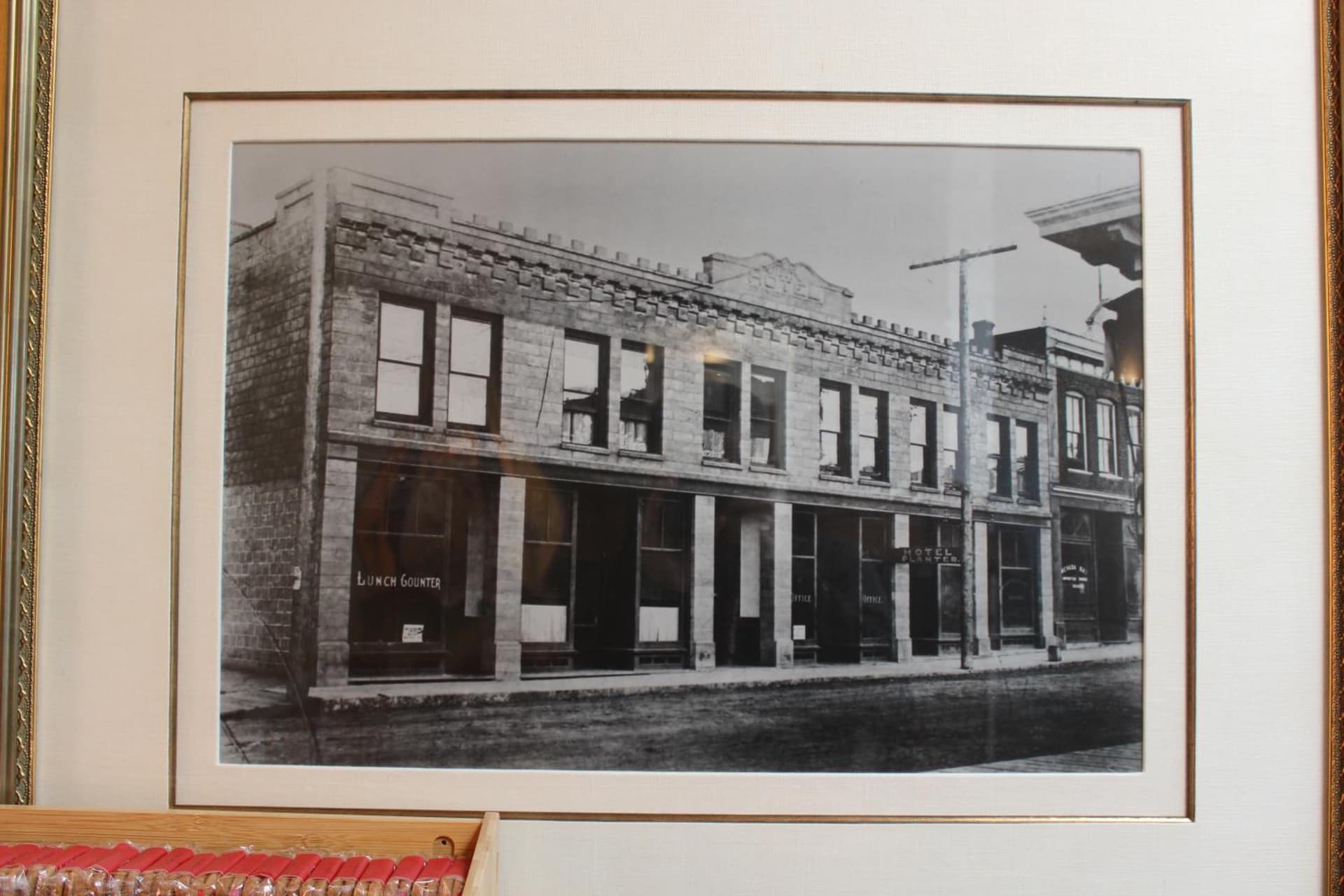 Hotel Planter gallery photo in La Conner, WA — image 76