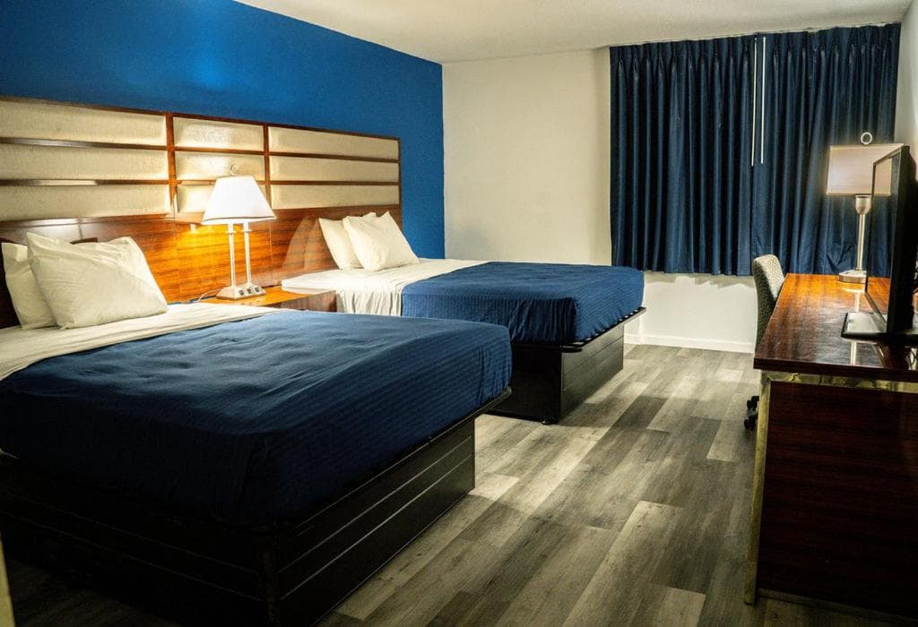 The Royal Inn & Suites gallery photo in Akron, OH — image 12