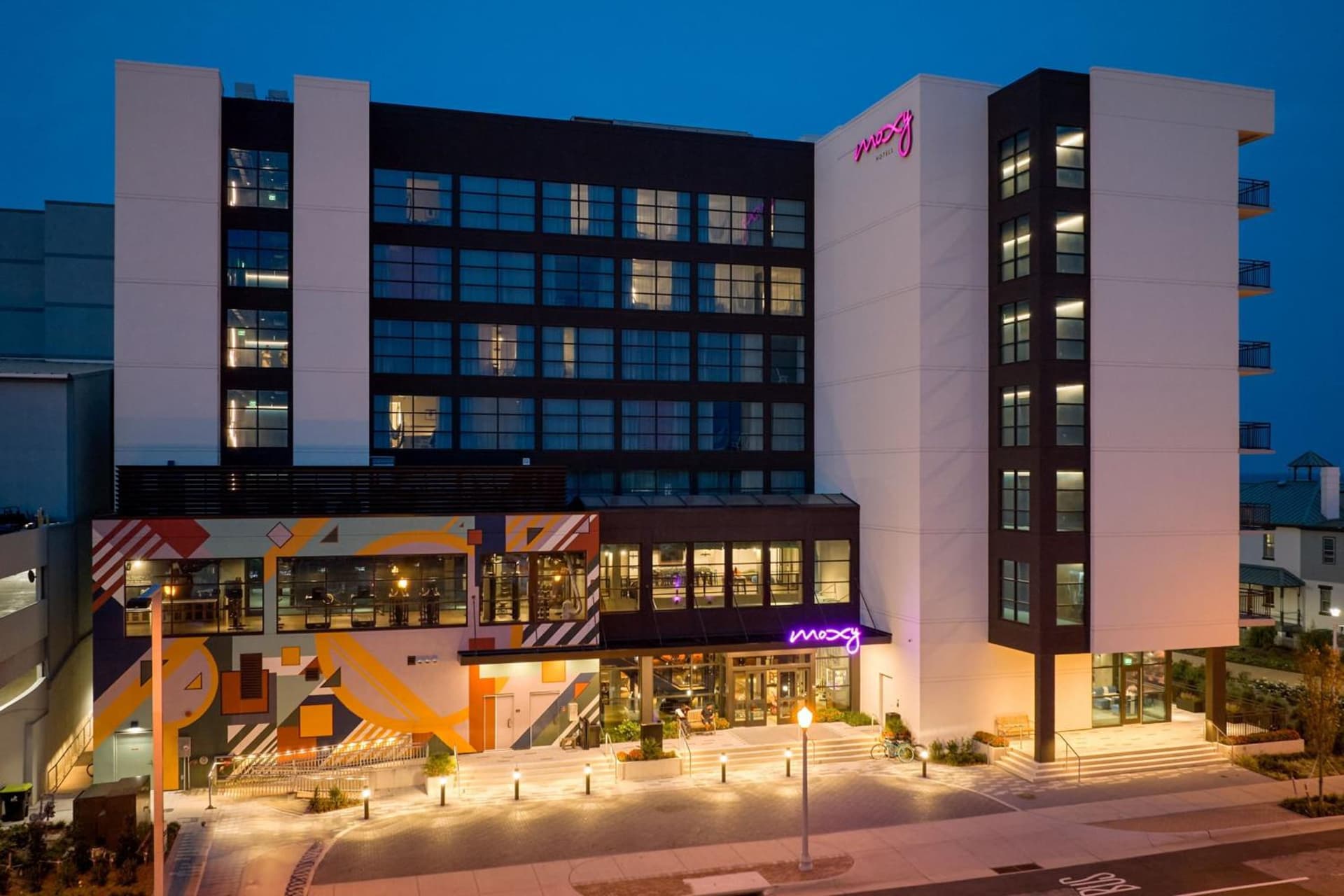 Moxy Virginia Beach Oceanfront gallery photo in Virginia Beach, VA — image 13
