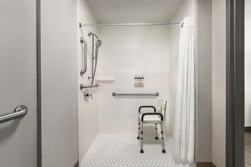 Holiday Inn Express - Bowling Green by IHG property views in Bowling Green, KY — gallery photo 3