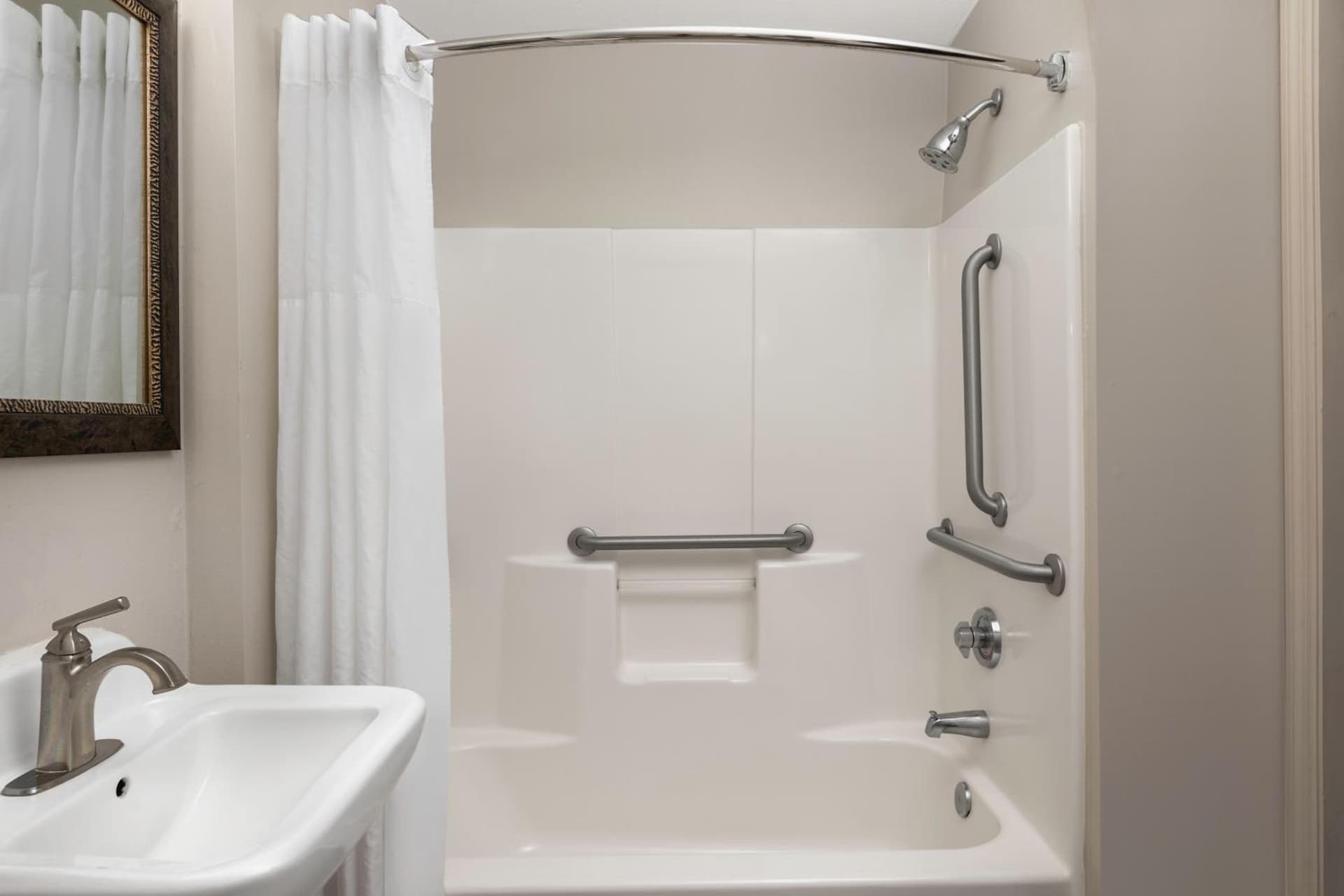 Country Inn & Suites by Radisson, Gainesville, FL gallery photo in Gainesville, FL — image 52