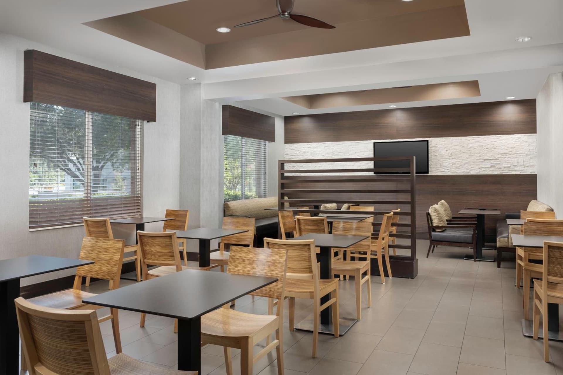 Country Inn & Suites by Radisson, Gainesville, FL gallery photo in Gainesville, FL — image 53