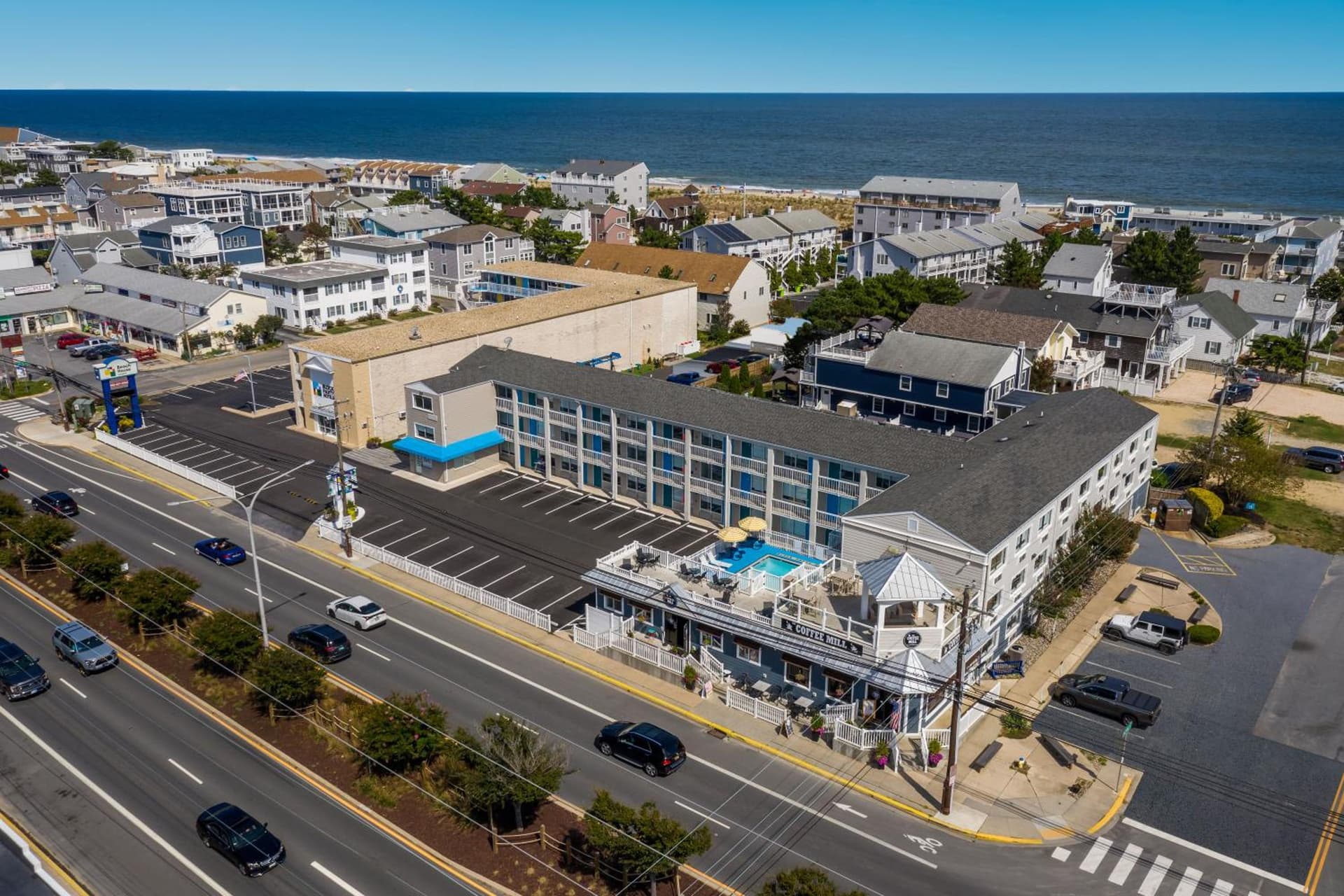 Atlantic Oceanside Dewey gallery photo in Dewey Beach, DE — image 49
