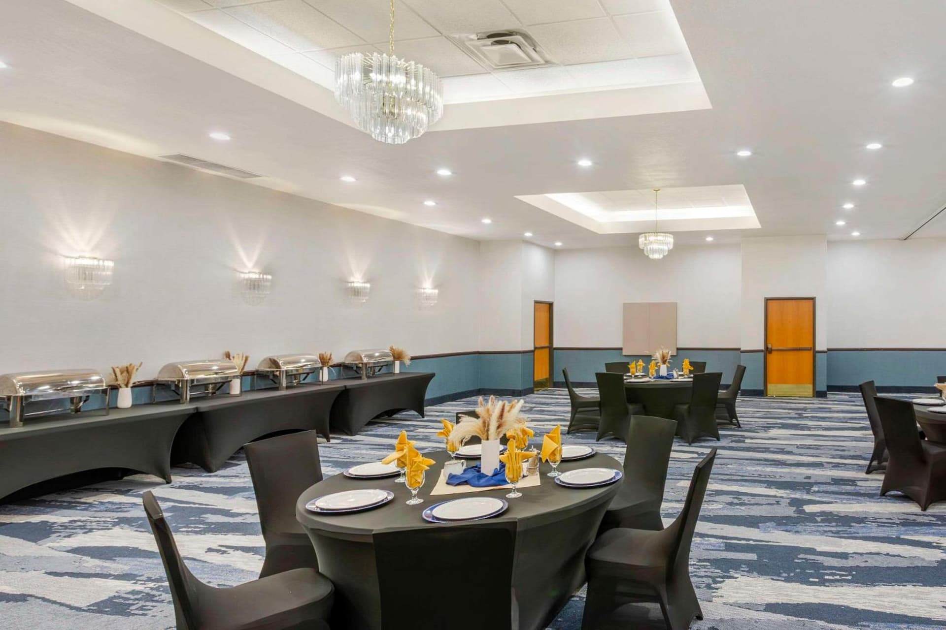 Comfort Suites Ogden Conference Center gallery photo in Ogden, UT — image 9
