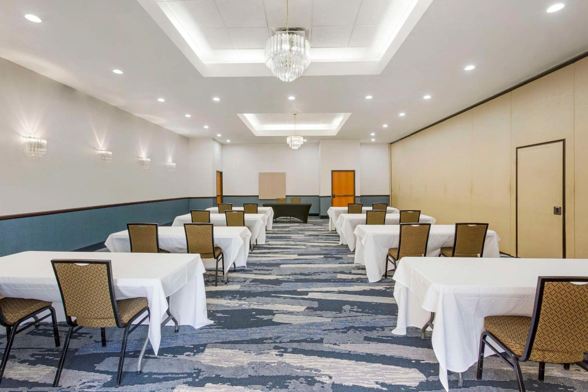 Comfort Suites Ogden Conference Center gallery photo in Ogden, UT — image 33