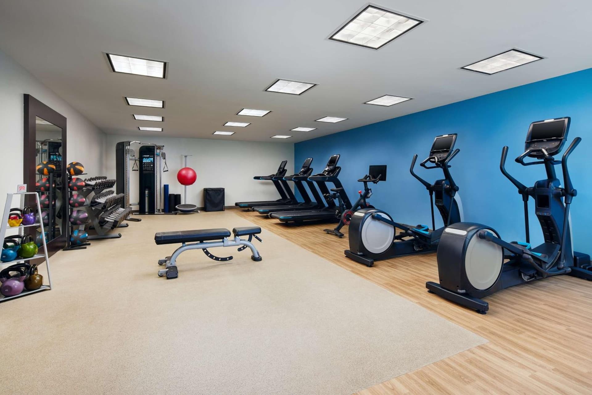Embassy Suites by Hilton West Palm Beach Central gallery photo in West Palm Beach, FL — image 13
