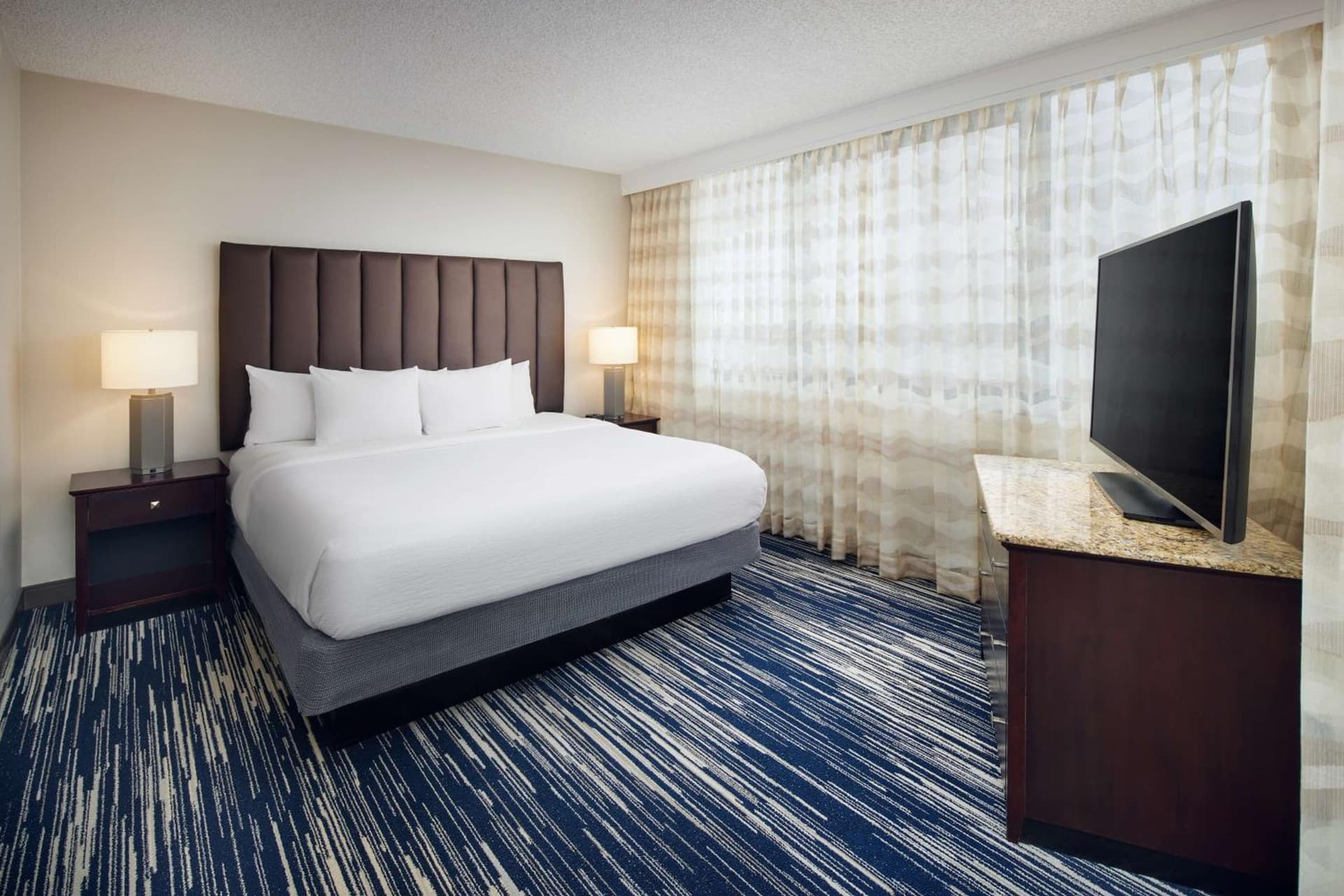 Embassy Suites by Hilton West Palm Beach Central gallery photo in West Palm Beach, FL — image 7