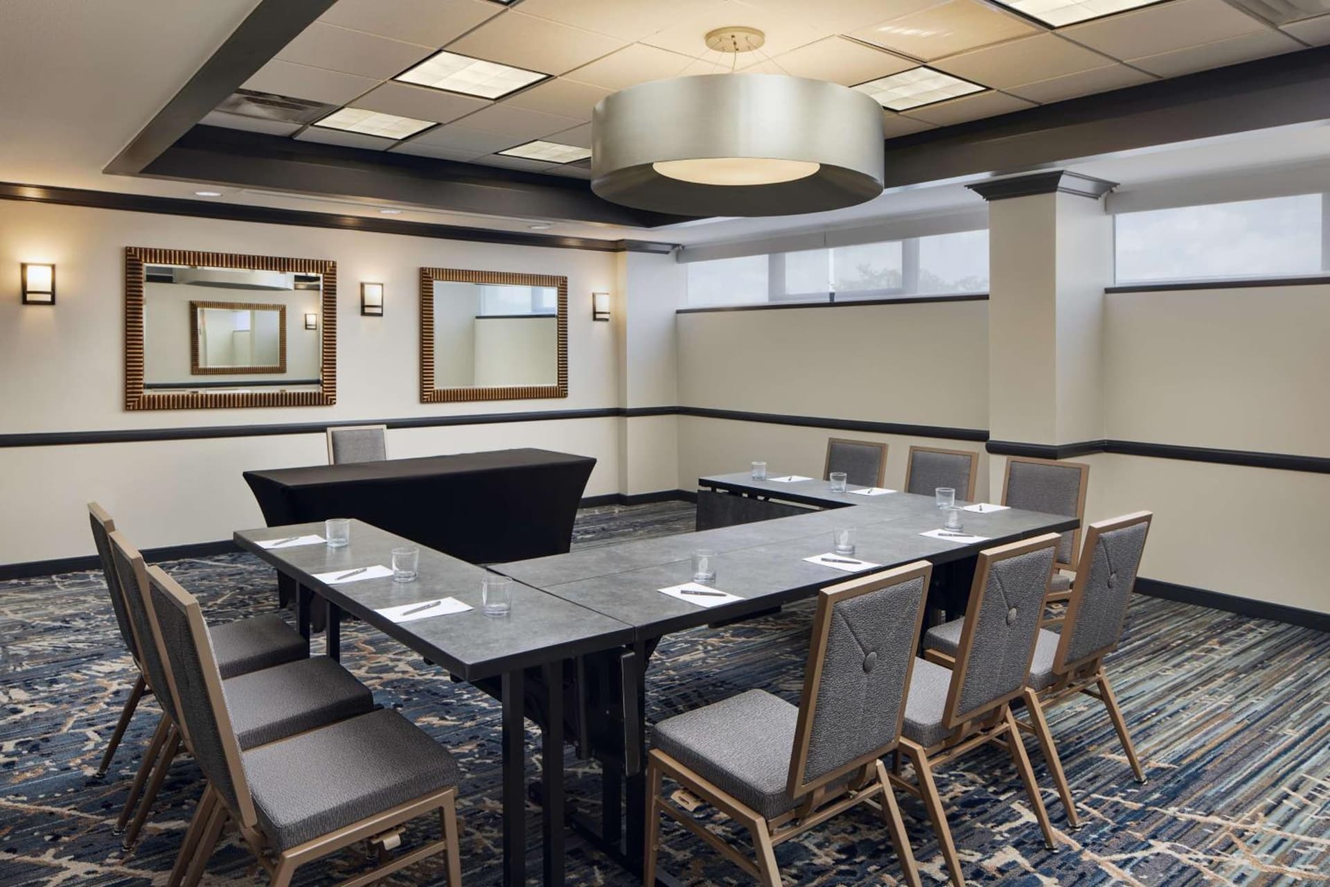 Embassy Suites by Hilton West Palm Beach Central gallery photo in West Palm Beach, FL — image 37