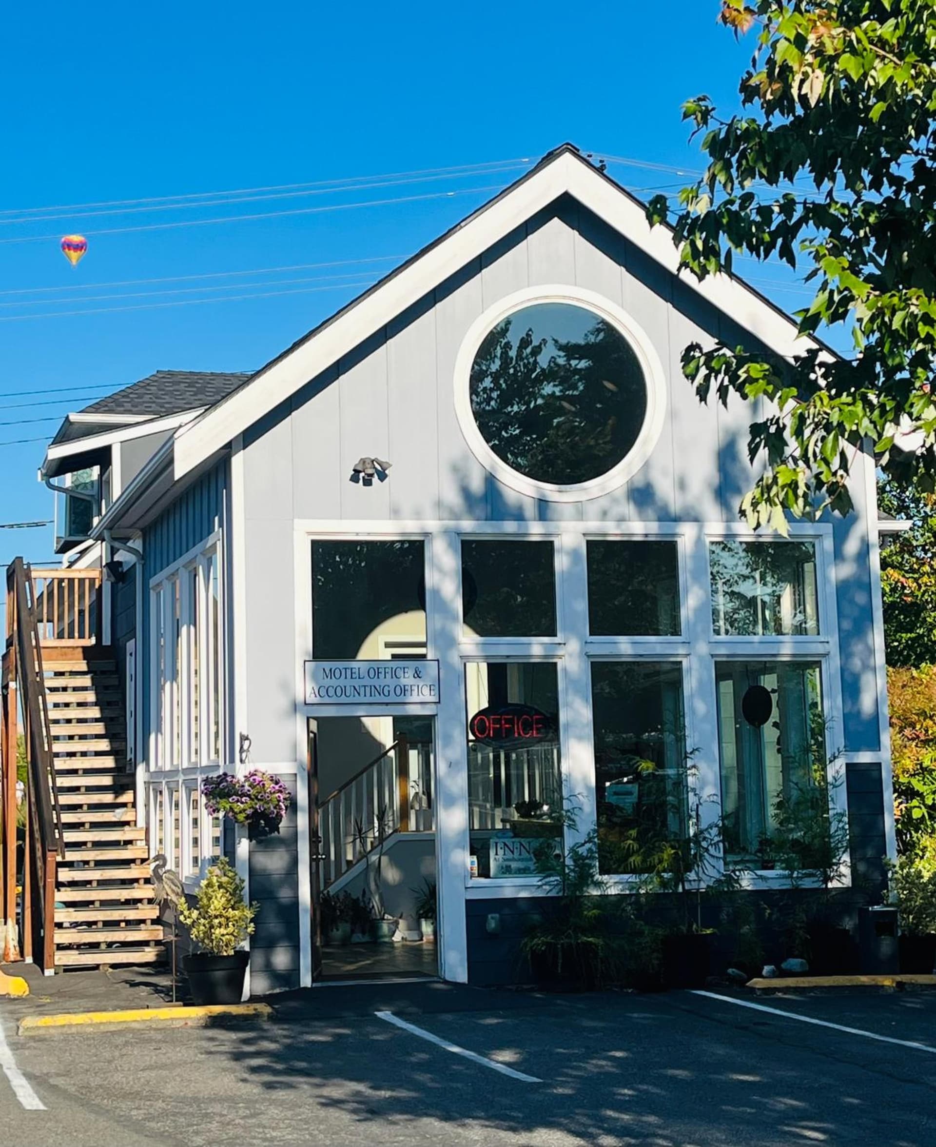 Snohomish Inn interior in Snohomish, WA — gallery photo 2
