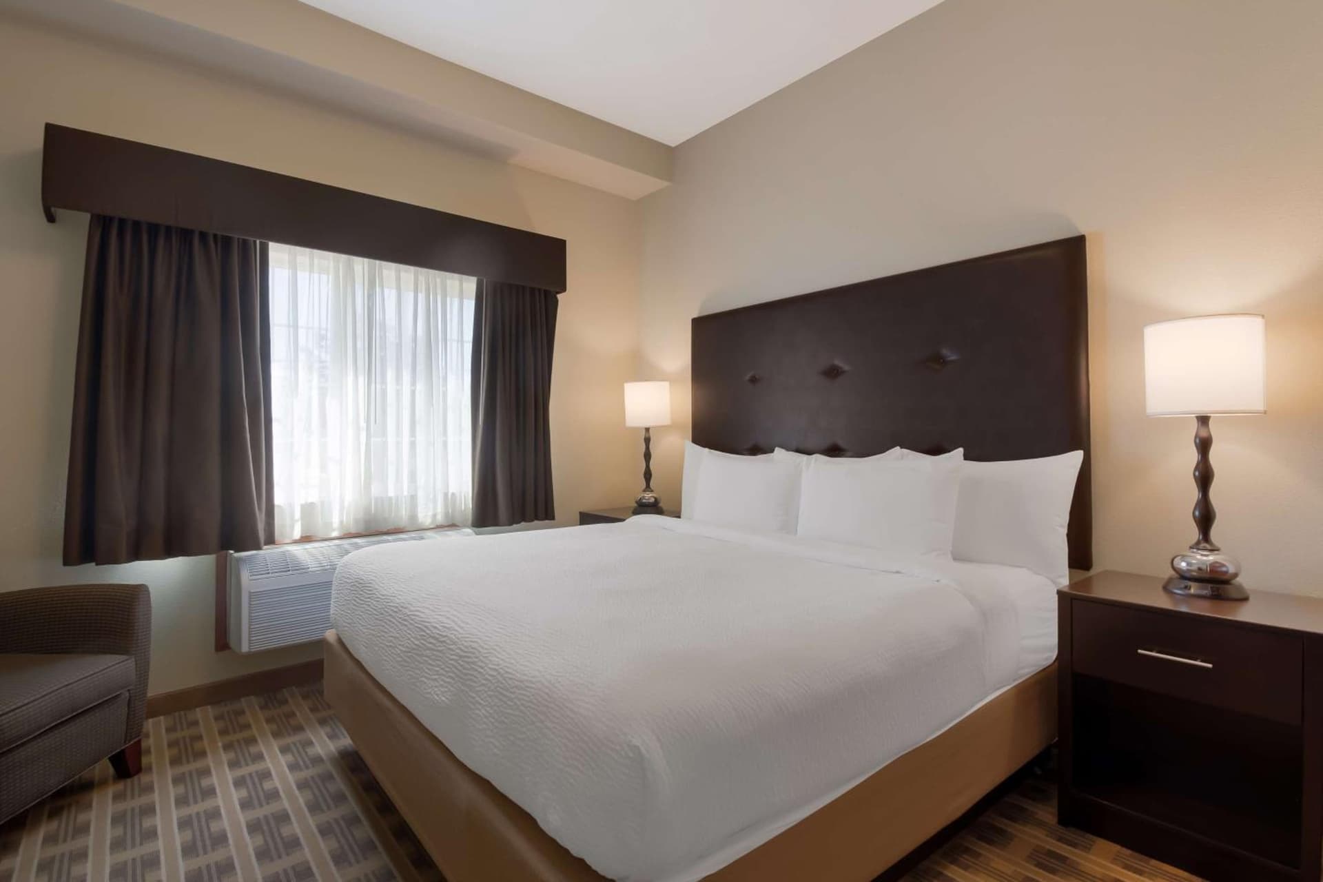 Best Western University Inn and Suites gallery photo in Forest Grove, OR — image 28
