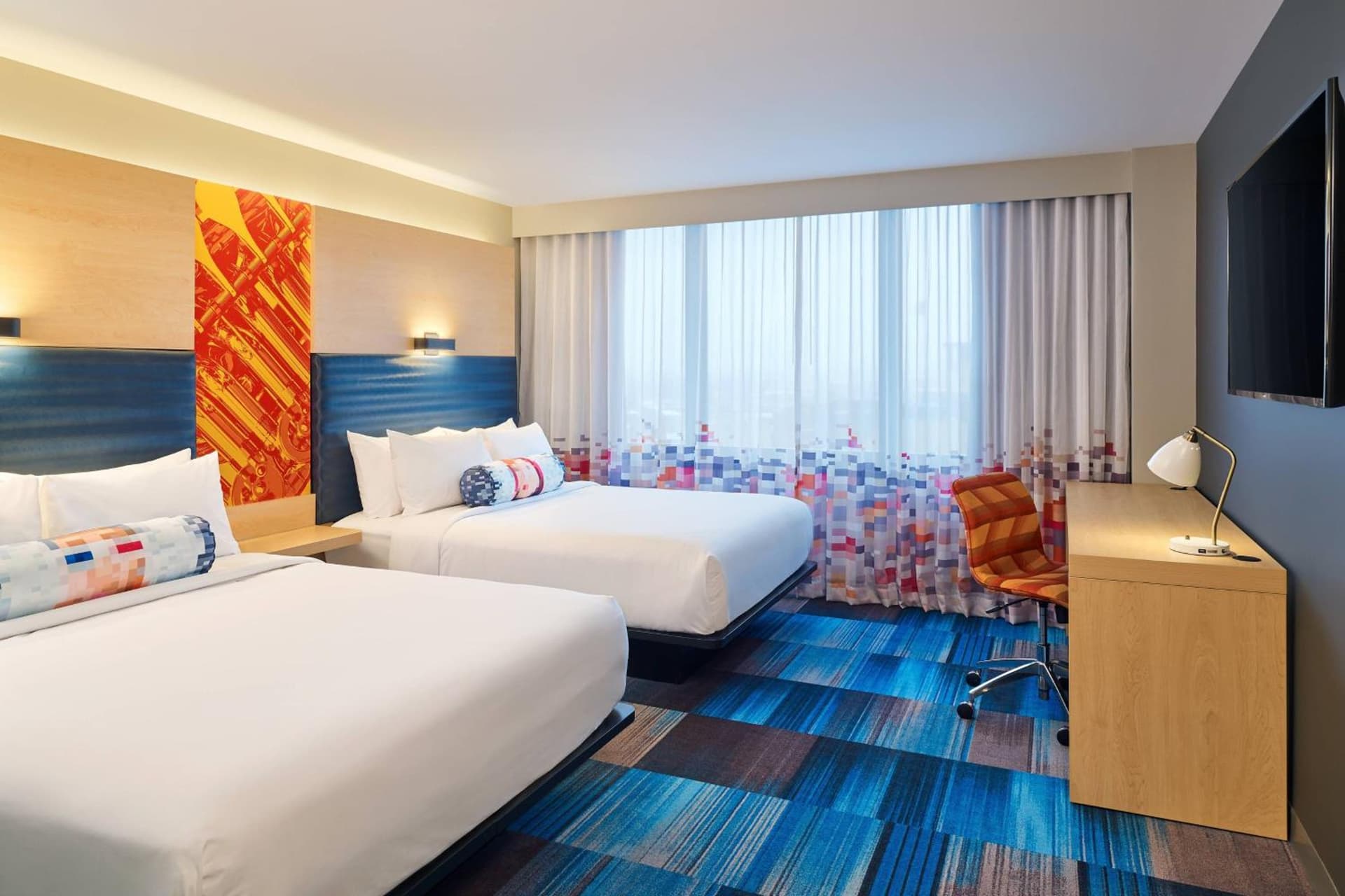 Aloft by Marriott South Bend interior in South Bend, IN — gallery photo 2