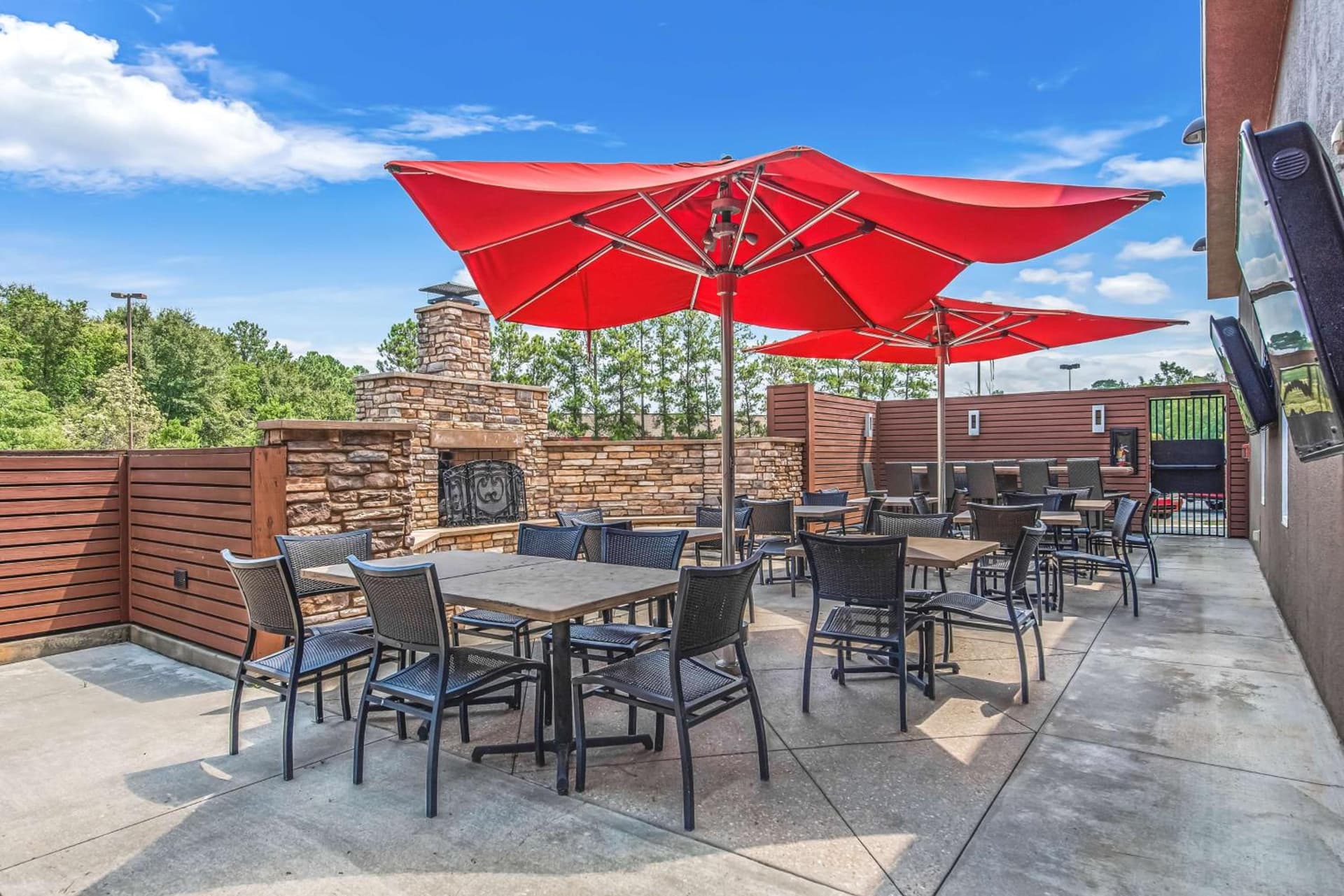 DoubleTree by Hilton Columbus gallery photo in Columbus, GA — image 27