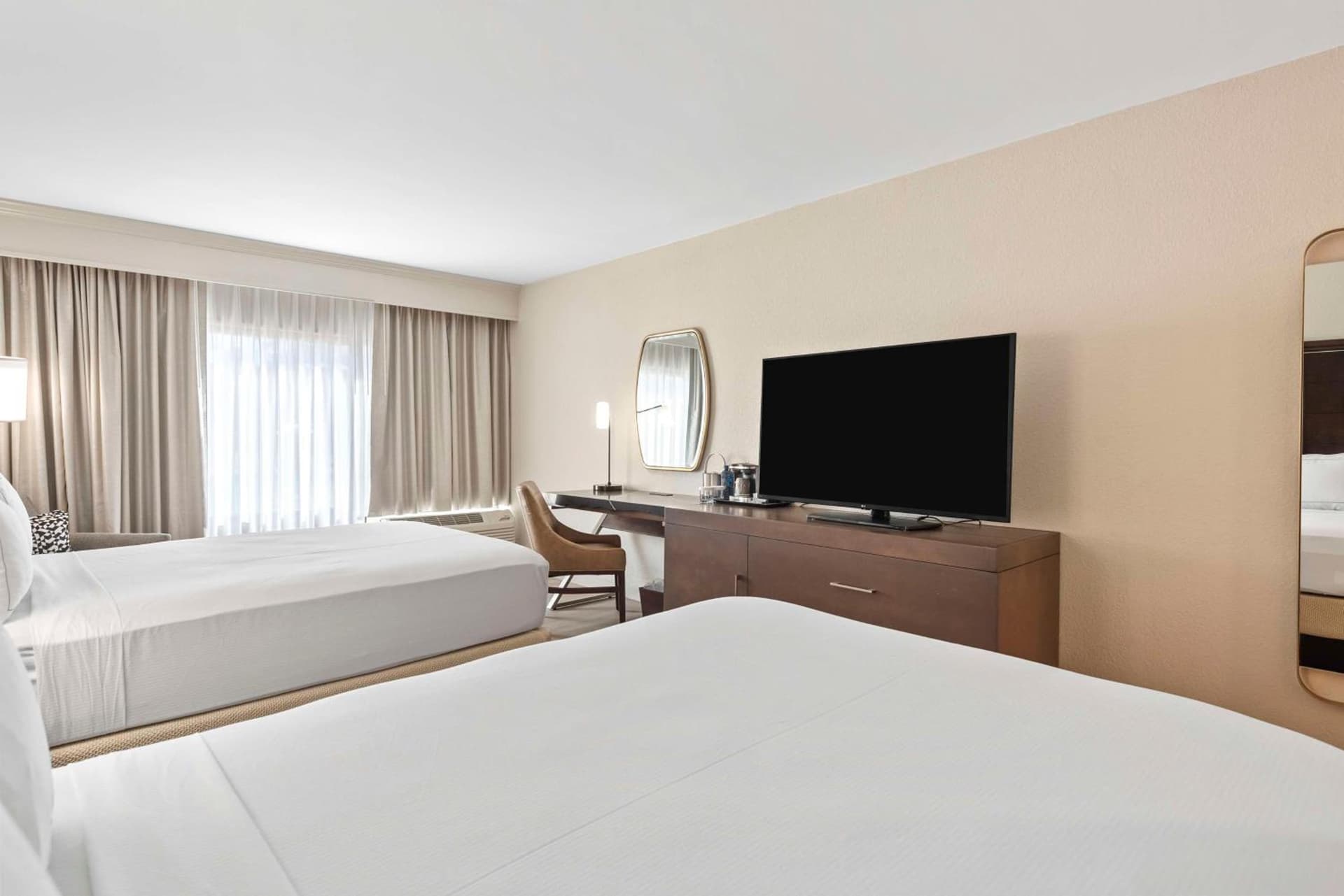 DoubleTree by Hilton Columbus gallery photo in Columbus, GA — image 25