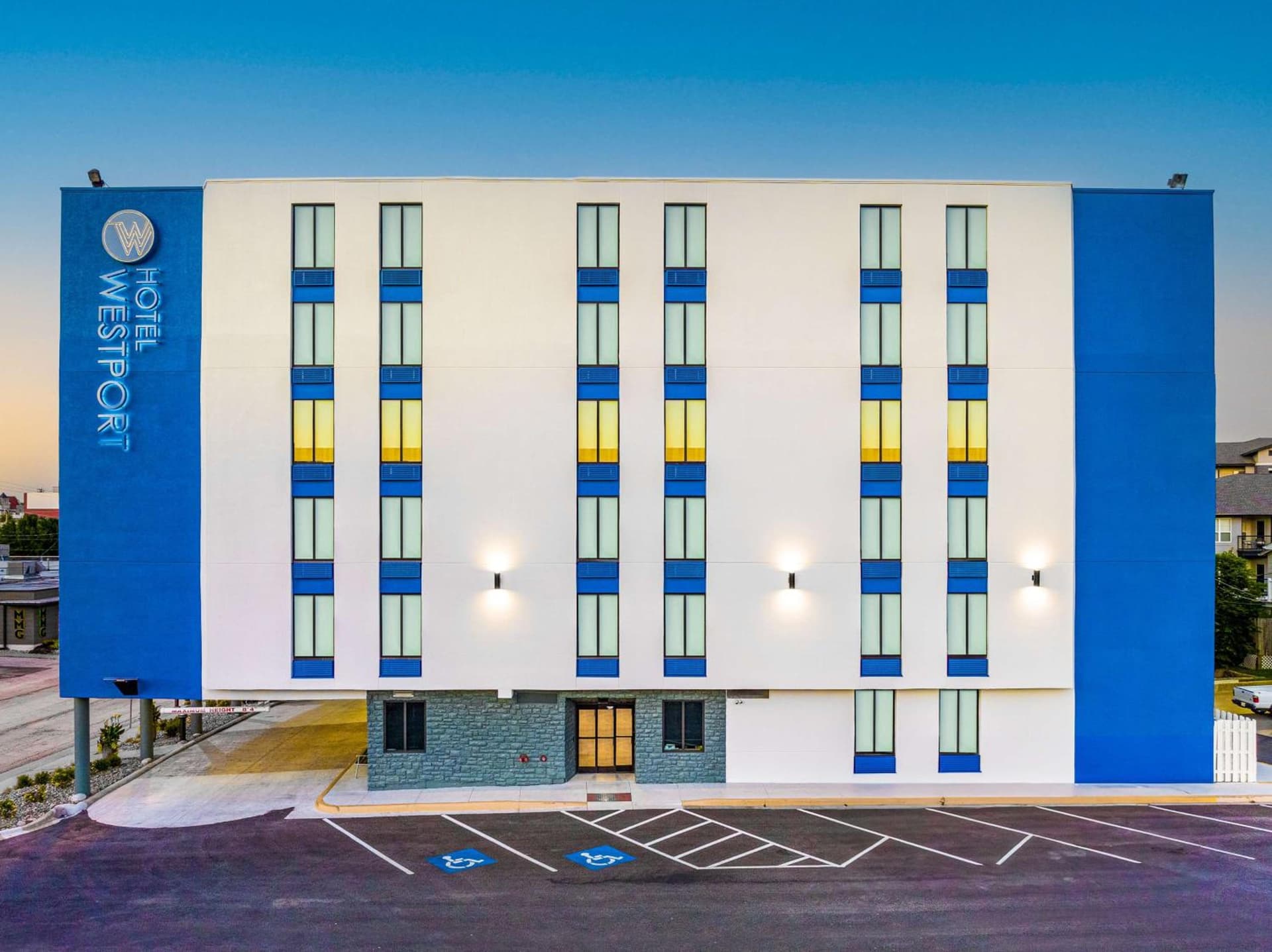 Hotel Westport Kansas City, Tapestry Collection by Hilton exterior or lobby in Kansas City, MO — main listing photo