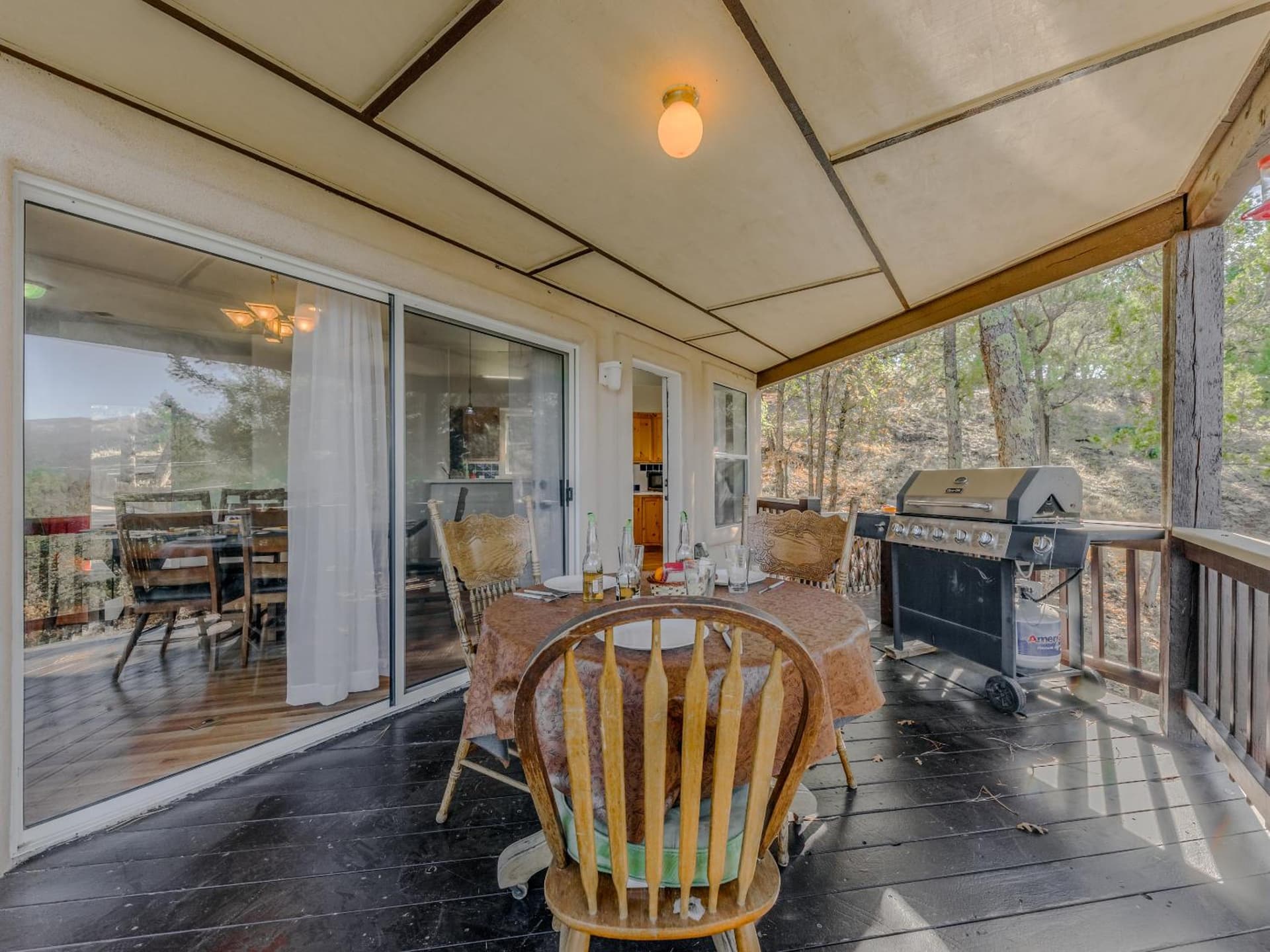 Birds Eye View interior in Ruidoso, NM — gallery photo 2