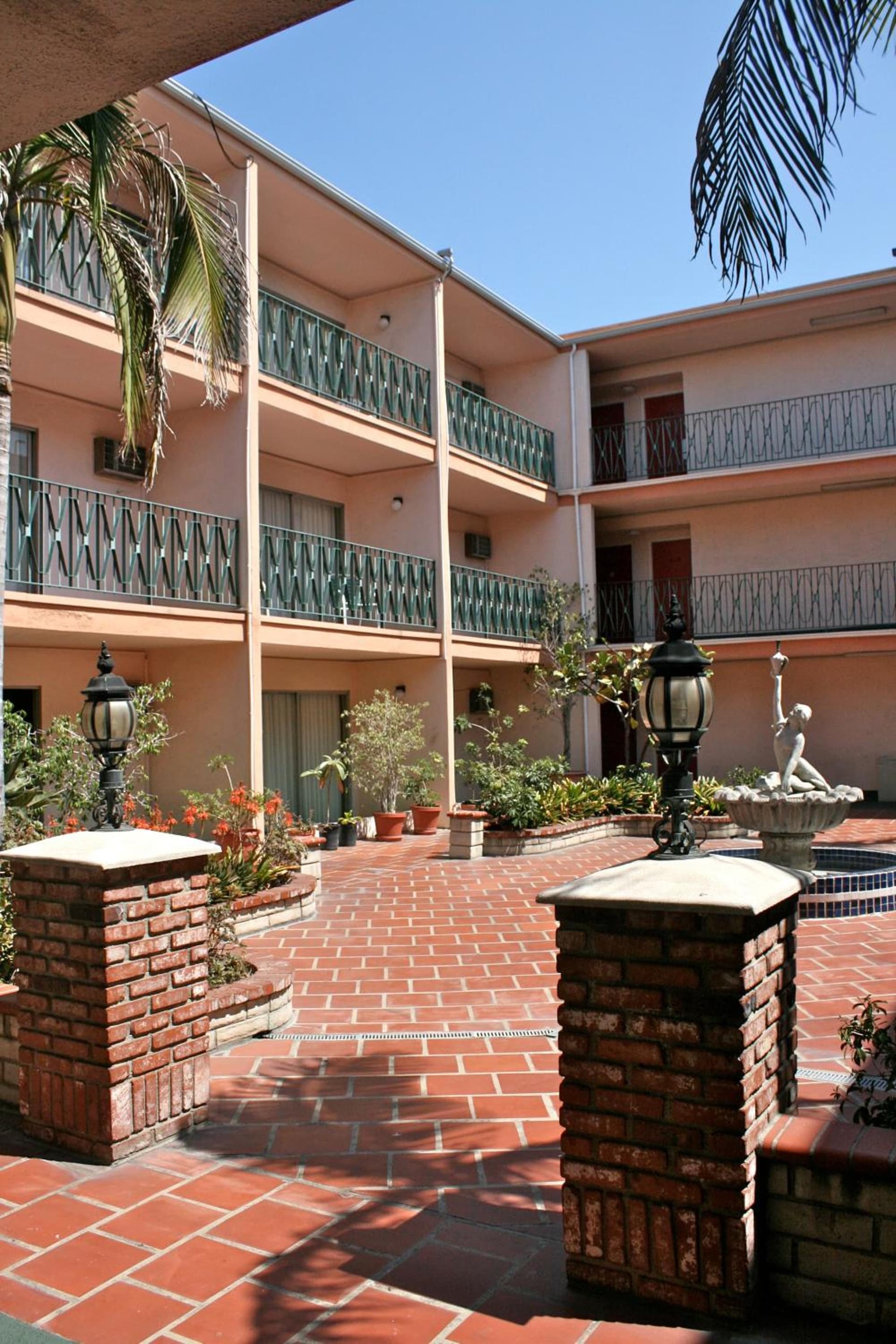 Royal Century Hotel interior in Inglewood, CA — gallery photo 2
