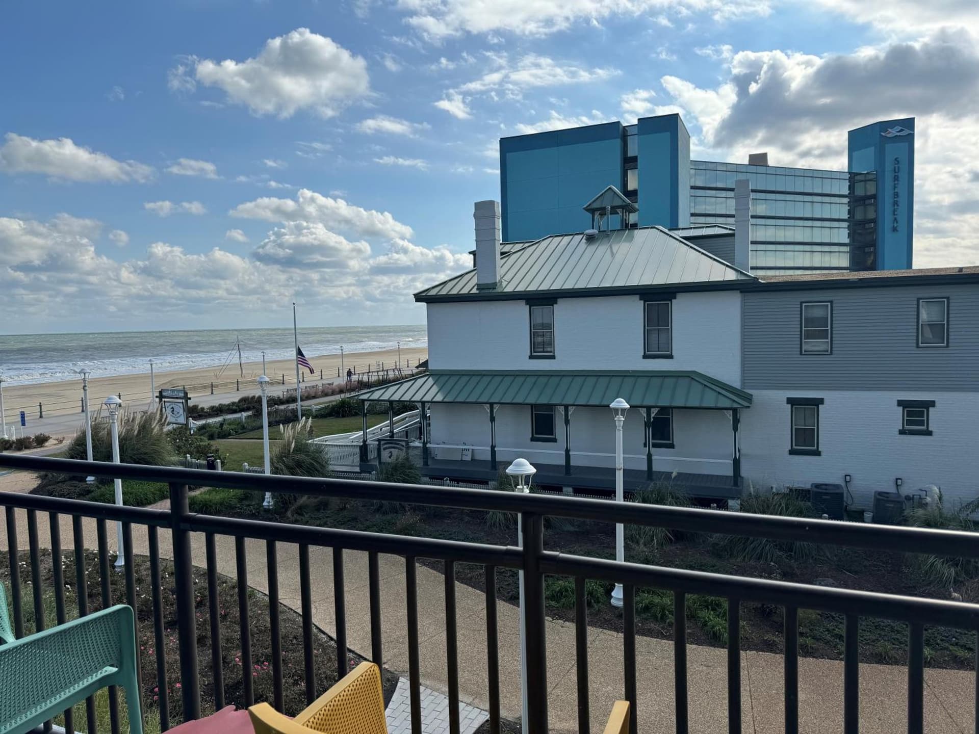 Moxy Virginia Beach Oceanfront gallery photo in Virginia Beach, VA — image 25