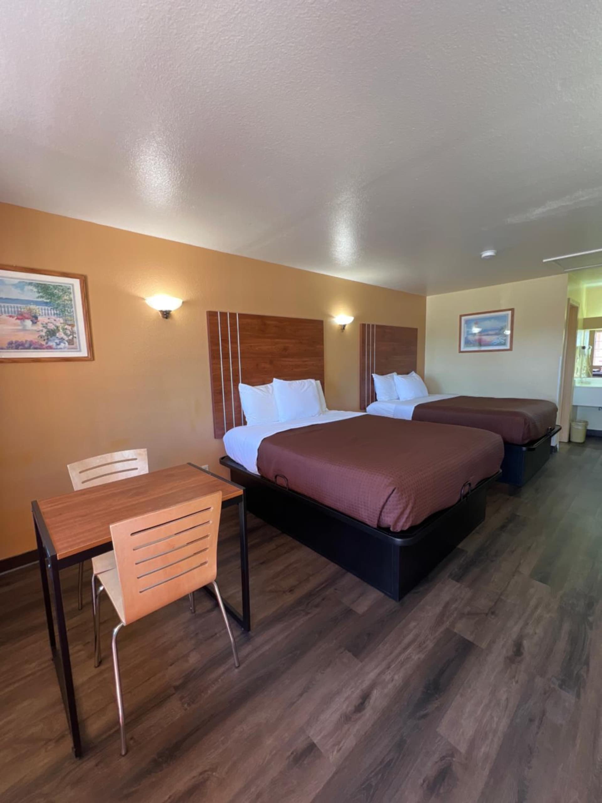 Executive Inn & Suites Near Lackland AFB property views in San Antonio, TX — gallery photo 3