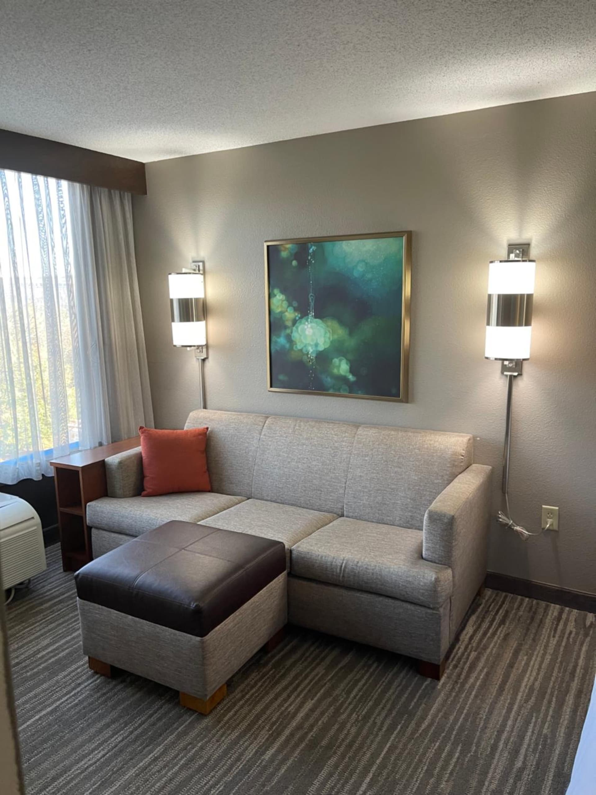 Hyatt Place Kansas City/Overland Park/Metcalf interior in Overland Park, KS — gallery photo 2