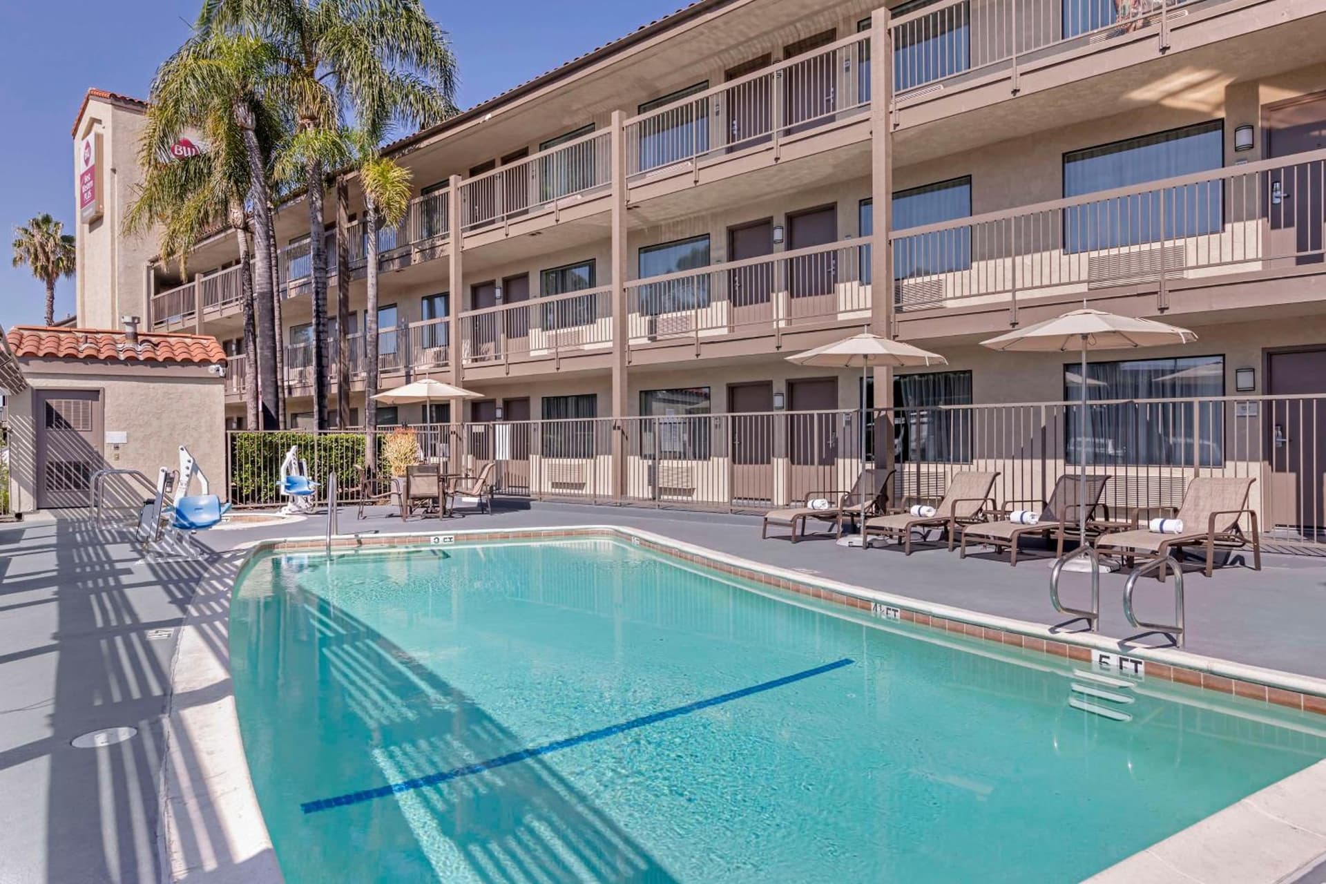 Best Western Plus Executive Inn Rowland Height City of Industry interior in Rowland Heights, CA — gallery photo 2