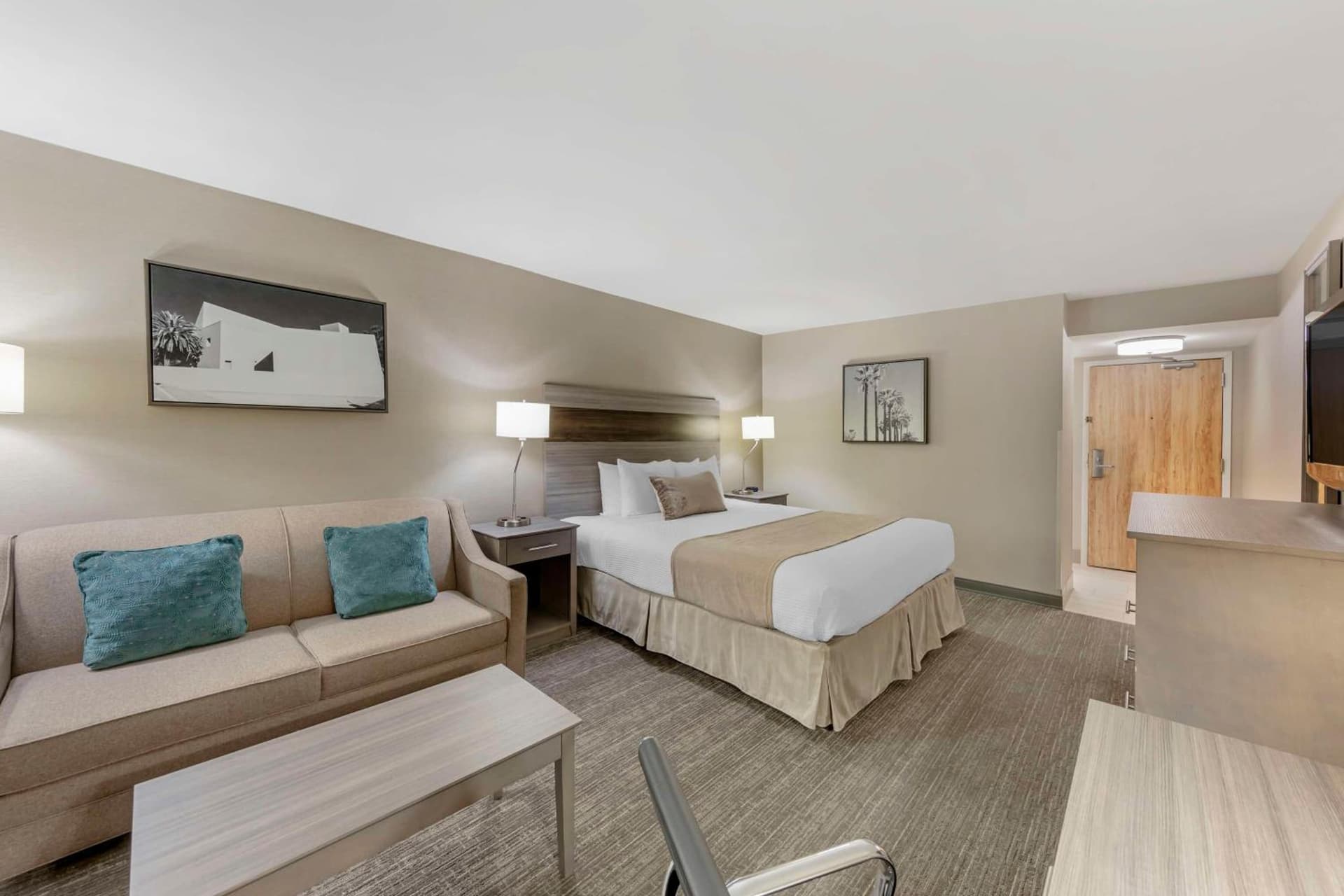 Best Western Plus Executive Inn Rowland Height City of Industry property views in Rowland Heights, CA — gallery photo 3
