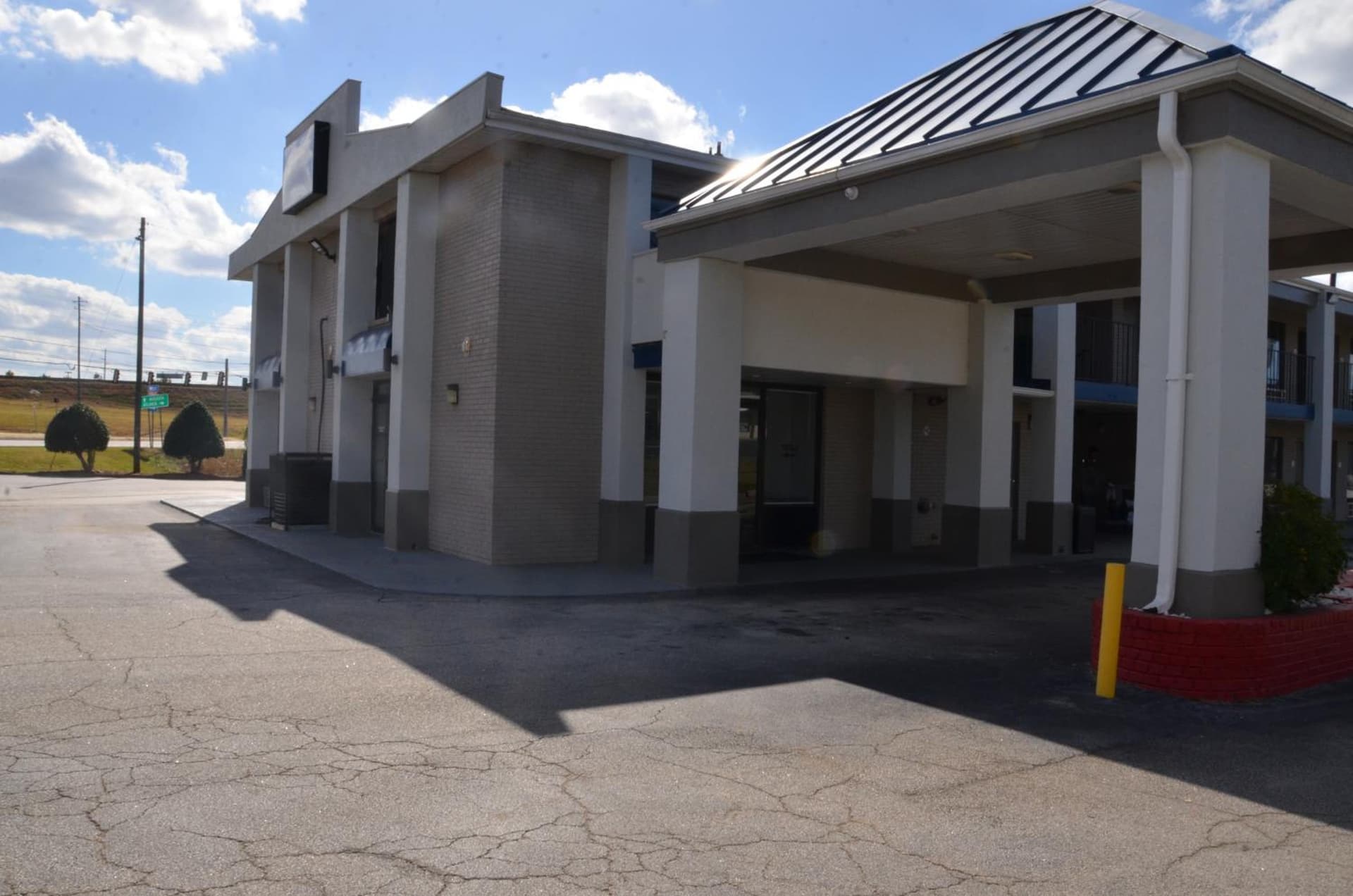 My Home & Suites Covington — hotel in Covington, Georgia