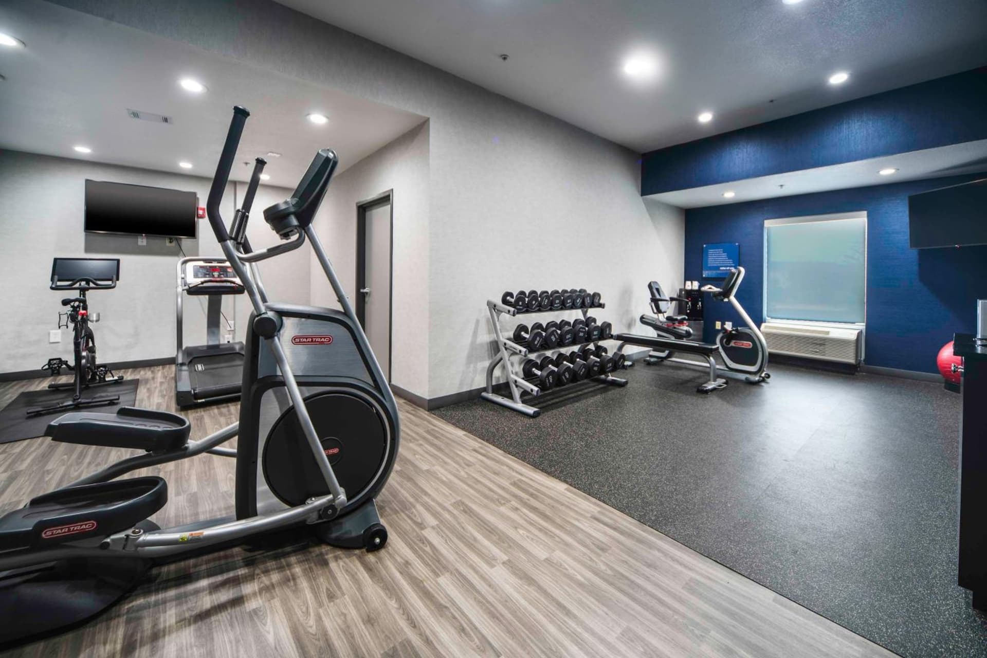Hampton Inn Bryant gallery photo in Bryant, AR — image 13