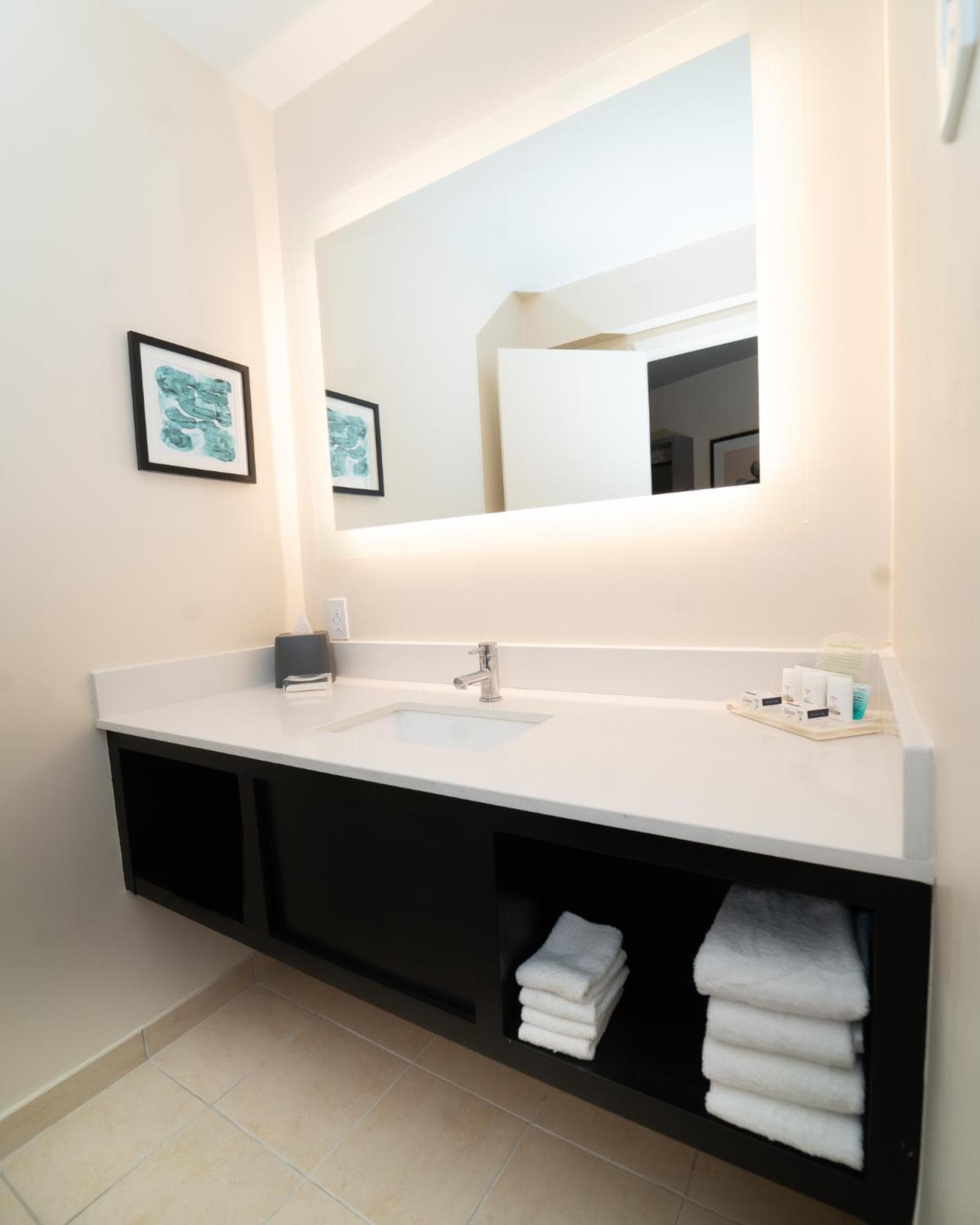 Holiday Inn New Orleans West Bank Tower by IHG property views in Gretna, LA — gallery photo 3