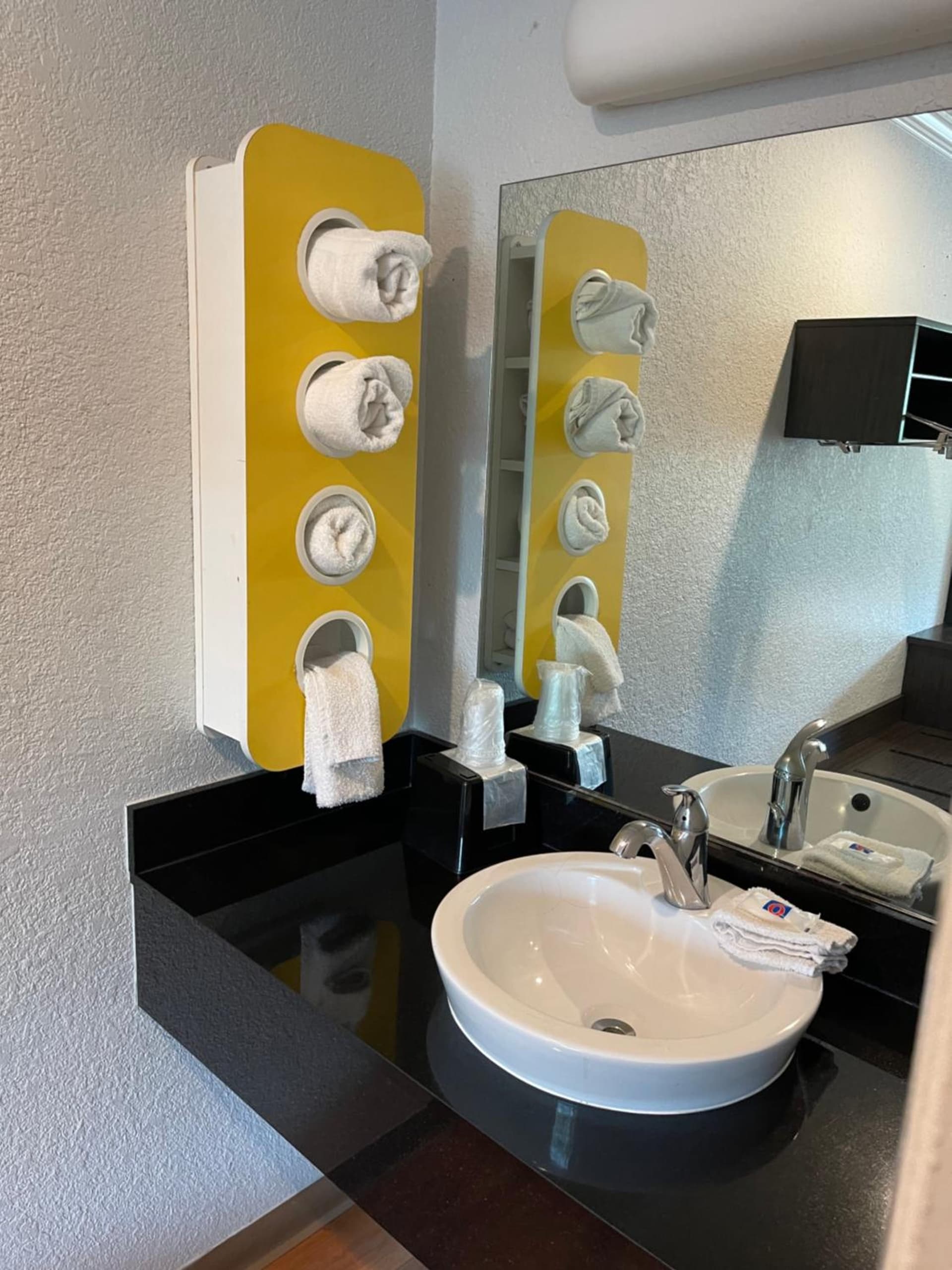 Motel 6 Sacramento, Ca - Downtown gallery photo in Sacramento, CA — image 4