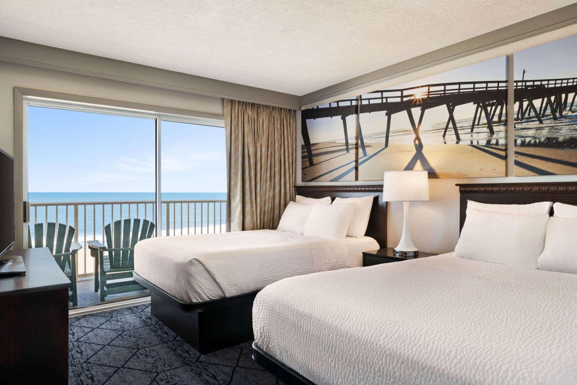 Days Inn by Wyndham Ocean City Oceanfront gallery photo in Ocean City, MD — image 85
