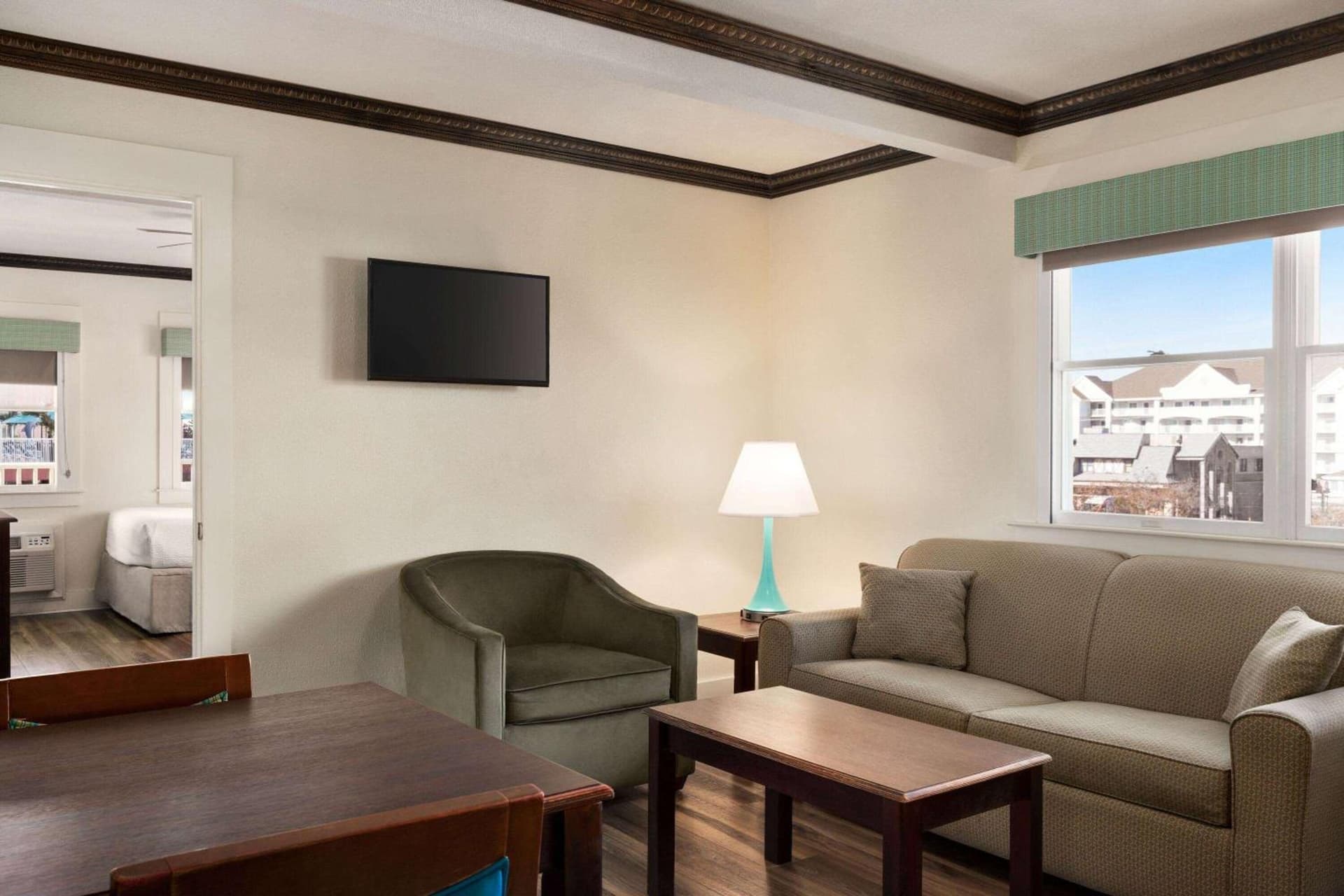 Days Inn by Wyndham Ocean City Oceanfront gallery photo in Ocean City, MD — image 71