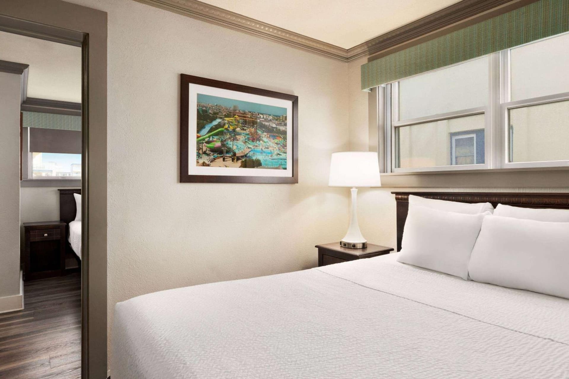 Days Inn by Wyndham Ocean City Oceanfront gallery photo in Ocean City, MD — image 93