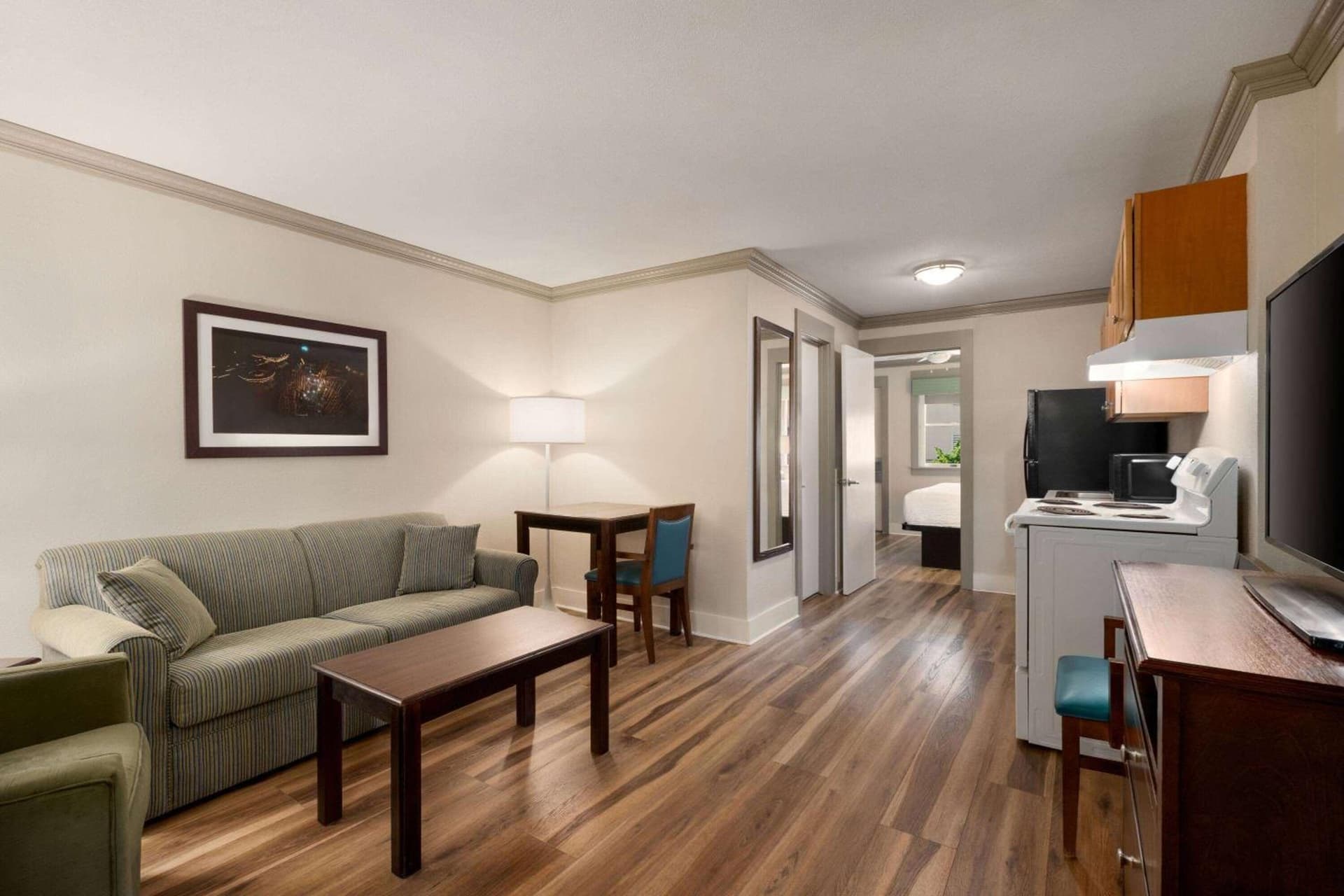 Days Inn by Wyndham Ocean City Oceanfront gallery photo in Ocean City, MD — image 84