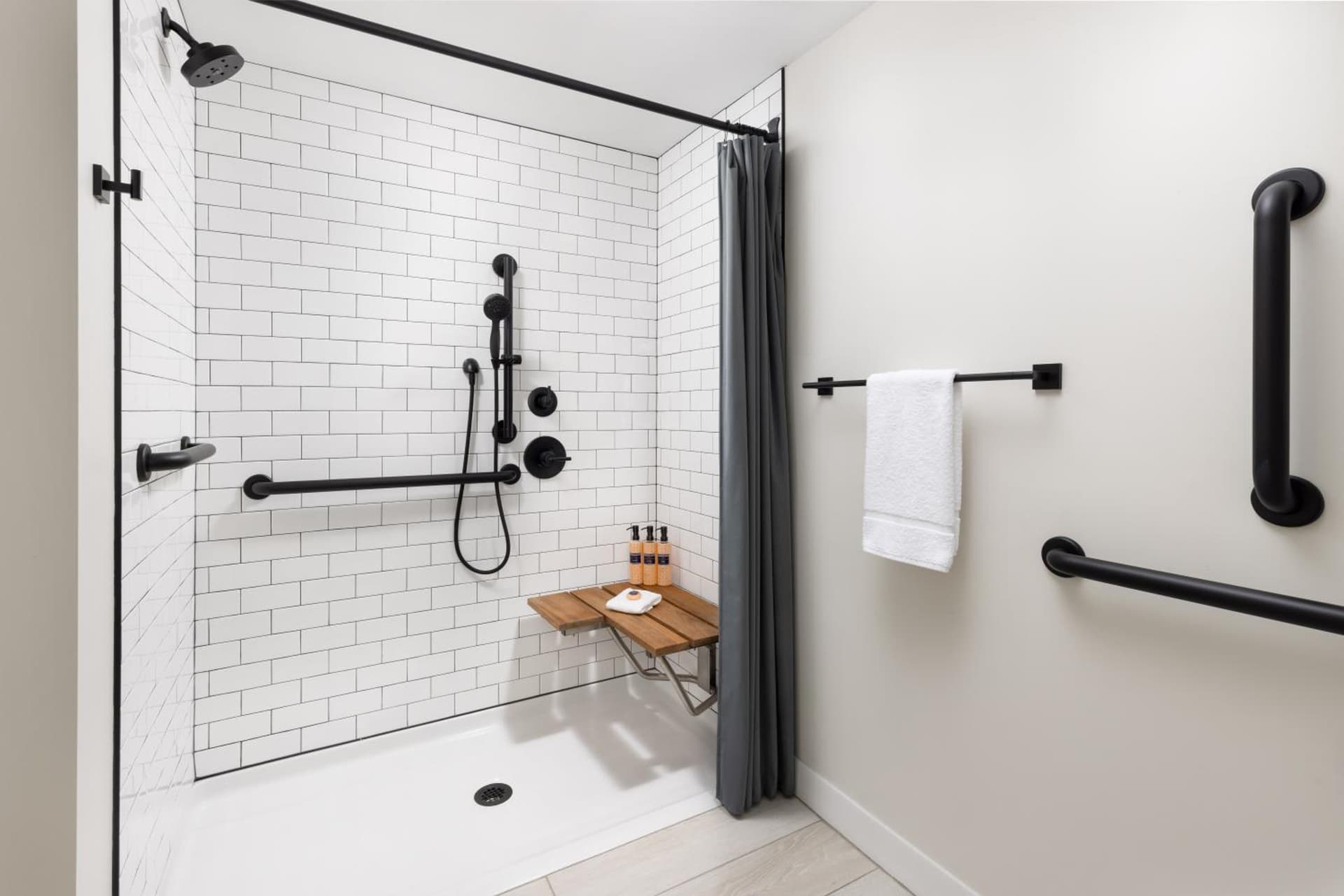 Pell Hotel JdV by Hyatt gallery photo in Middletown, RI — image 80