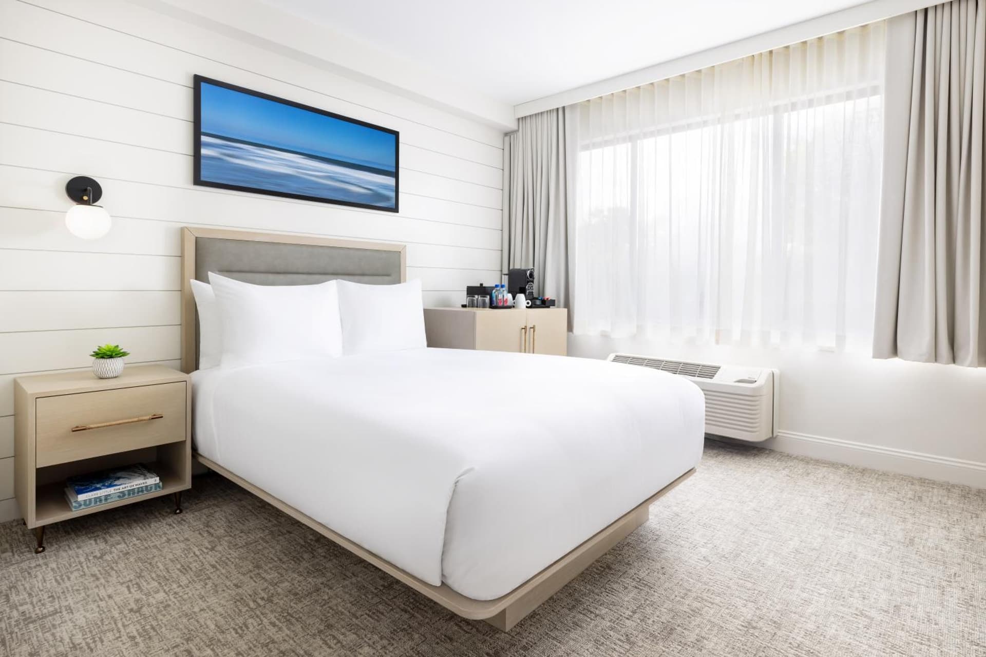 Pell Hotel JdV by Hyatt gallery photo in Middletown, RI — image 65