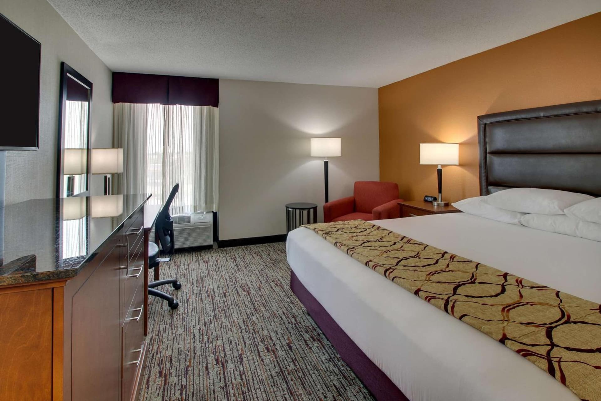 Drury Inn & Suites Evansville East gallery photo in Evansville, IN — image 33