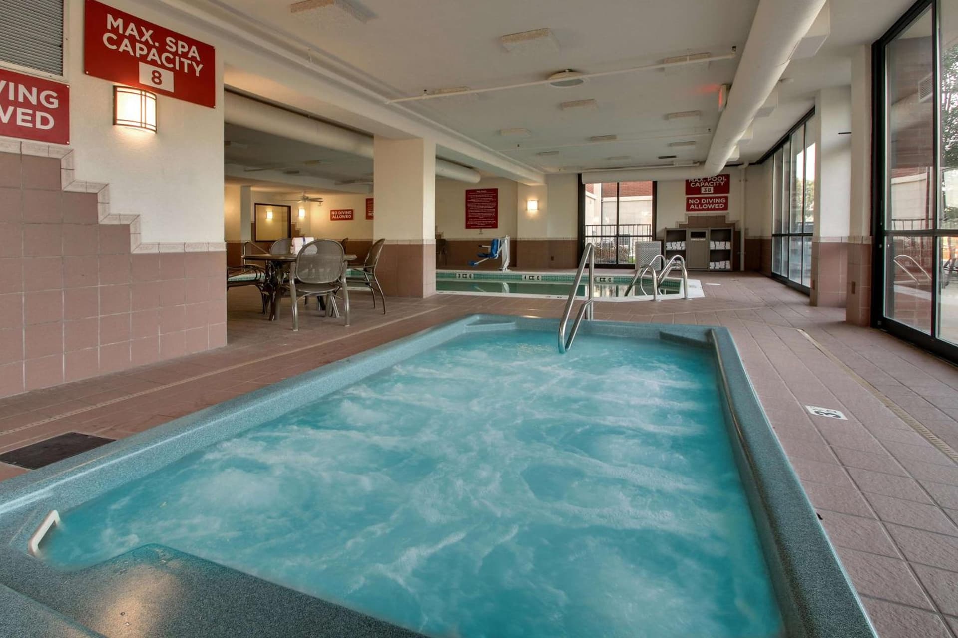 Drury Inn & Suites Evansville East gallery photo in Evansville, IN — image 19