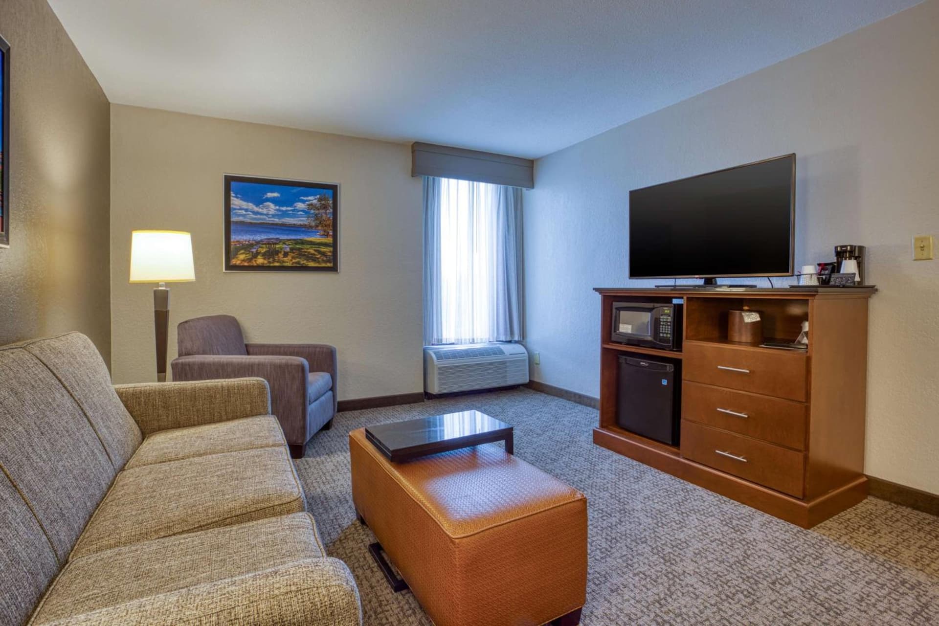 Drury Inn & Suites St. Louis - Fairview Heights gallery photo in Fairview Heights, IL — image 39