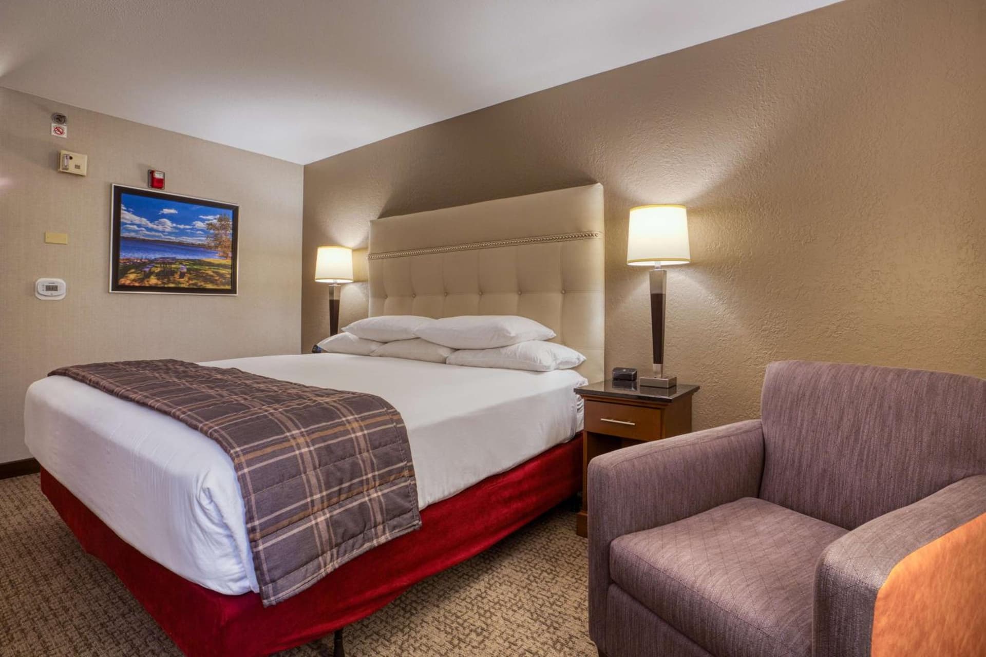 Drury Inn & Suites St. Louis - Fairview Heights gallery photo in Fairview Heights, IL — image 17