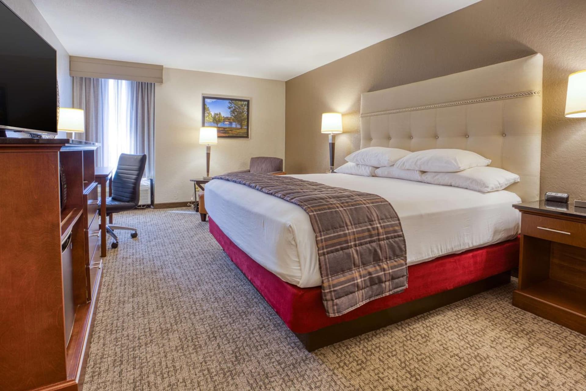 Drury Inn & Suites St. Louis - Fairview Heights gallery photo in Fairview Heights, IL — image 13