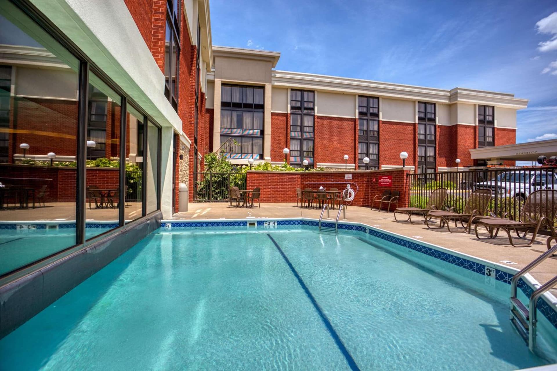 Drury Inn & Suites St. Louis - Fairview Heights gallery photo in Fairview Heights, IL — image 18