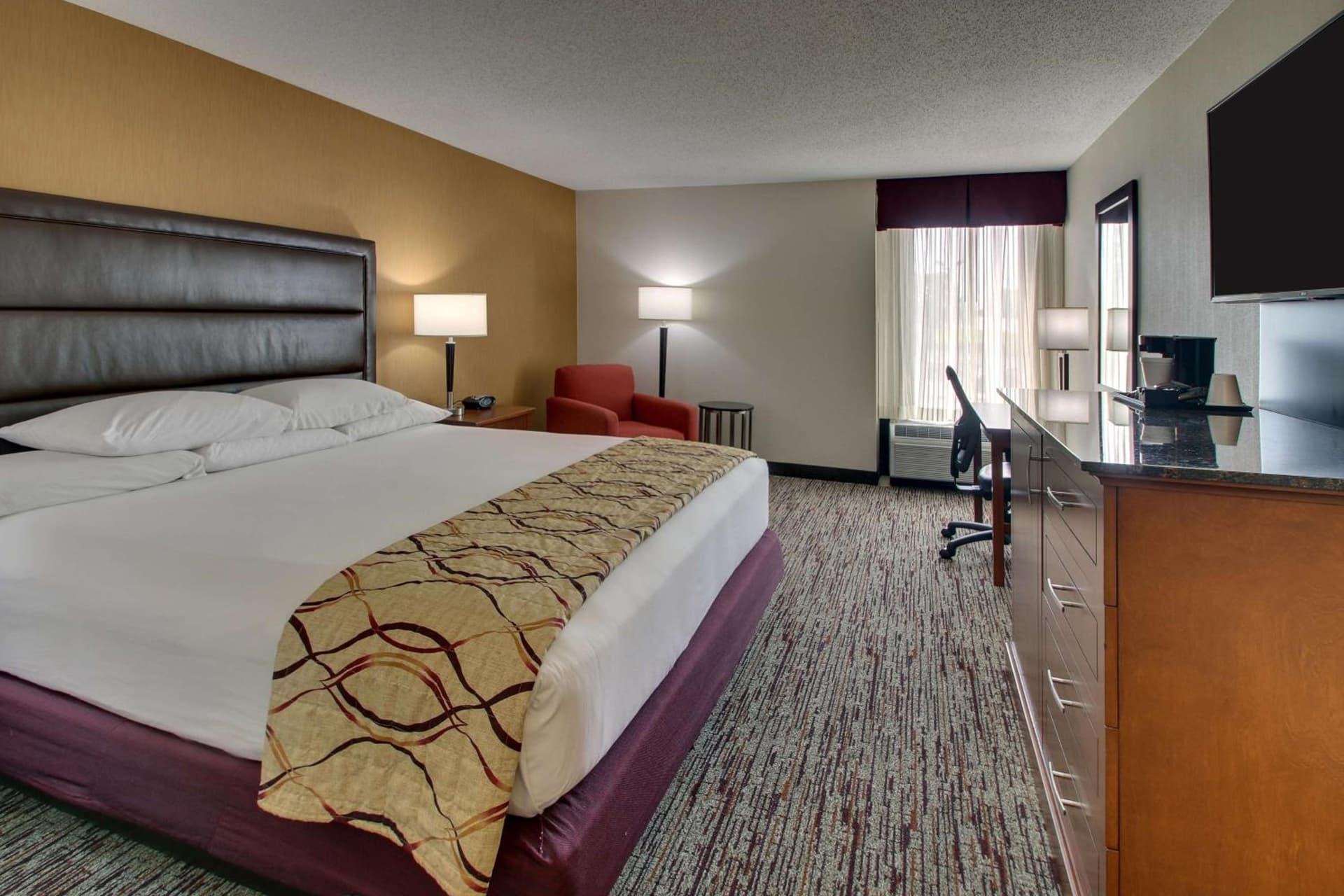 Drury Inn & Suites Bowling Green gallery photo in Bowling Green, KY — image 32