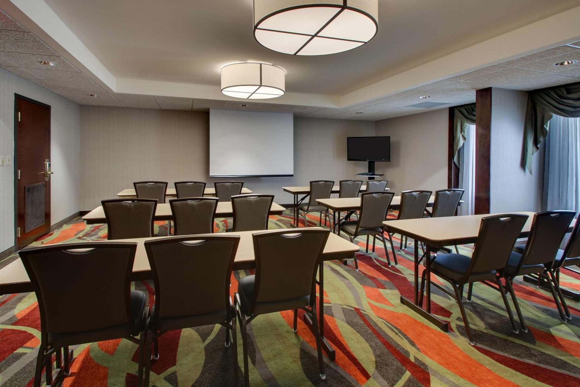 Drury Inn & Suites Bowling Green gallery photo in Bowling Green, KY — image 17