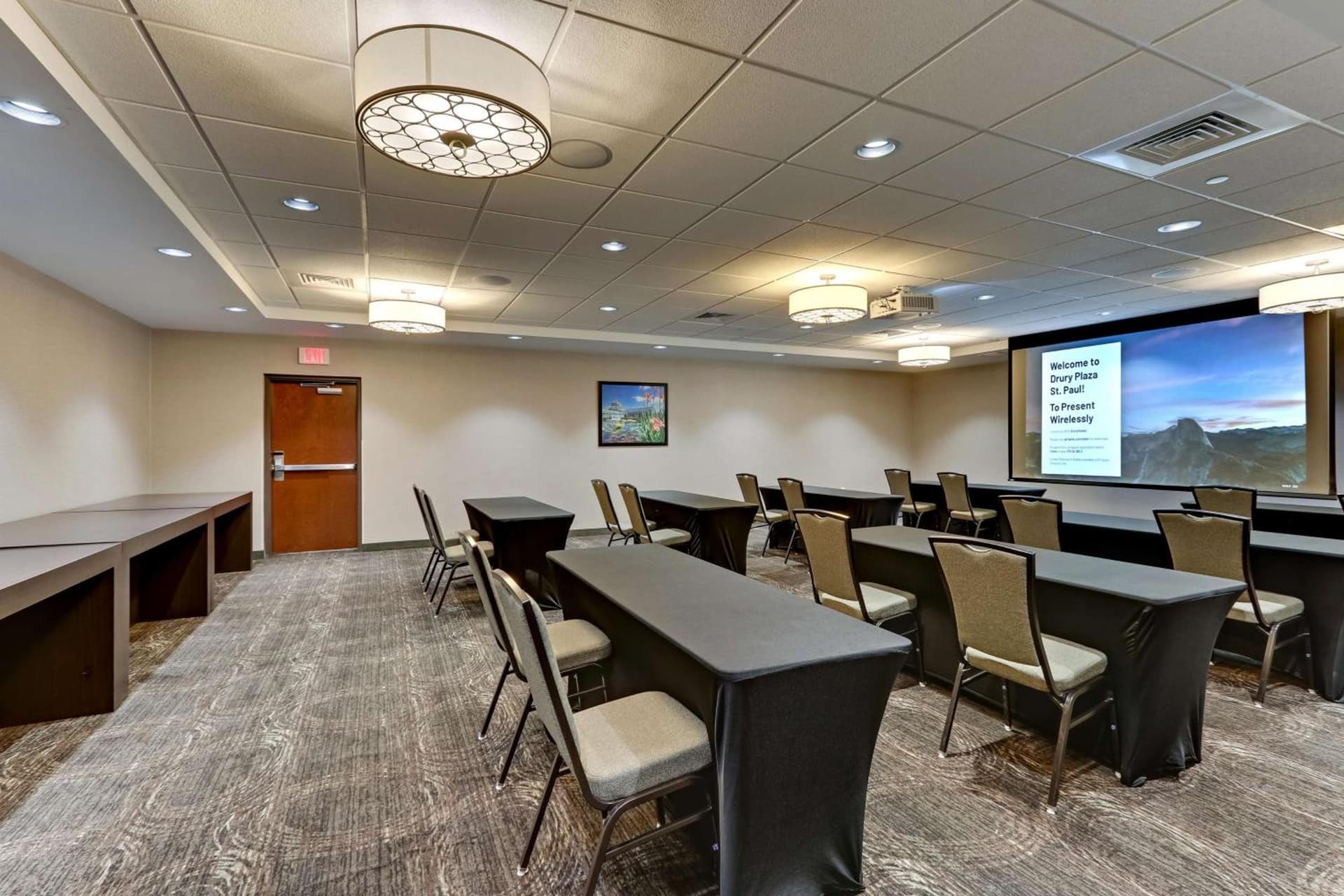 Drury Plaza Hotel St. Paul Downtown gallery photo in Saint Paul, MN — image 42